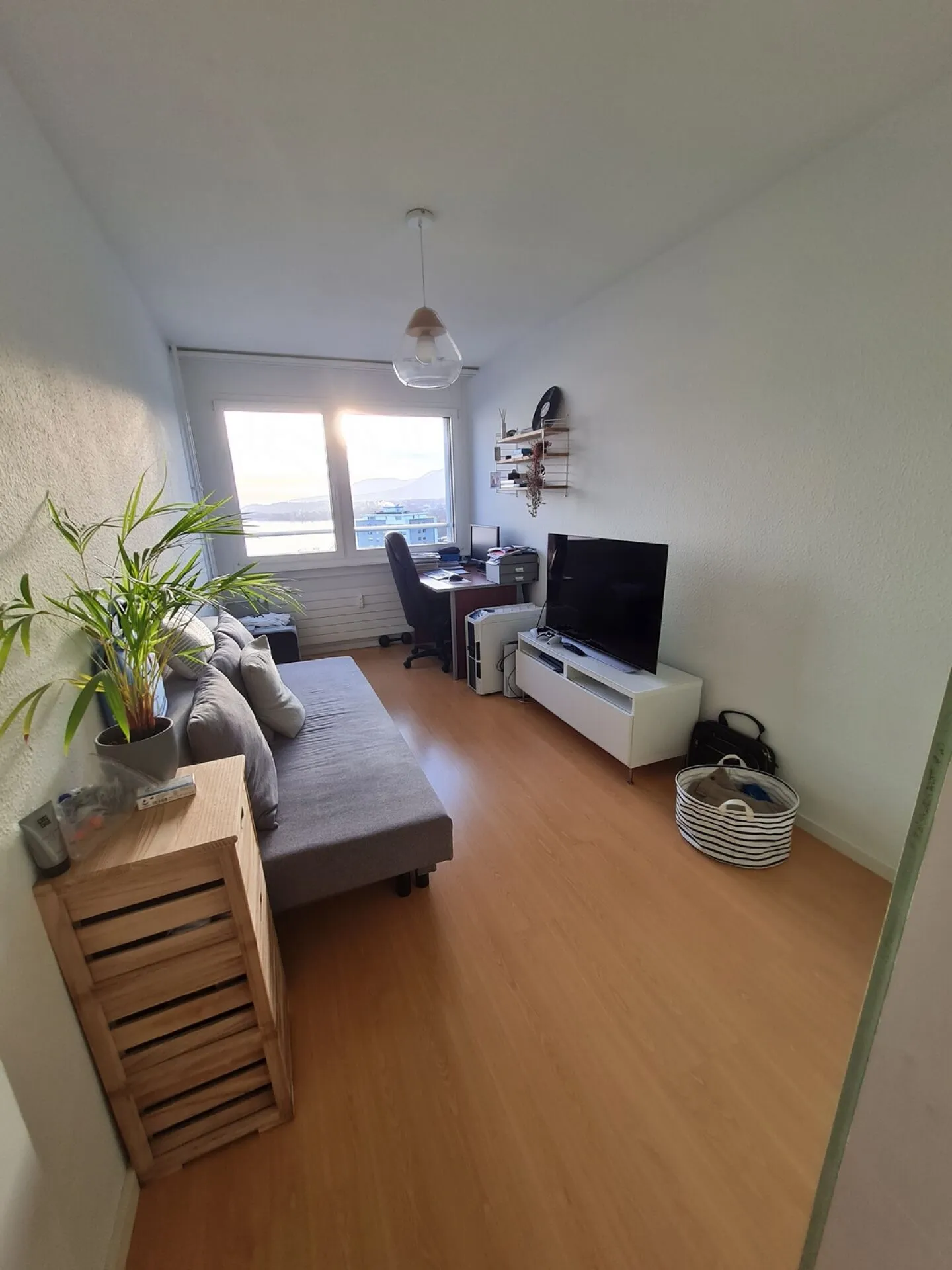 Appartamento di 4 stanze con magnifica vista sul lago - Foto 4 di 11