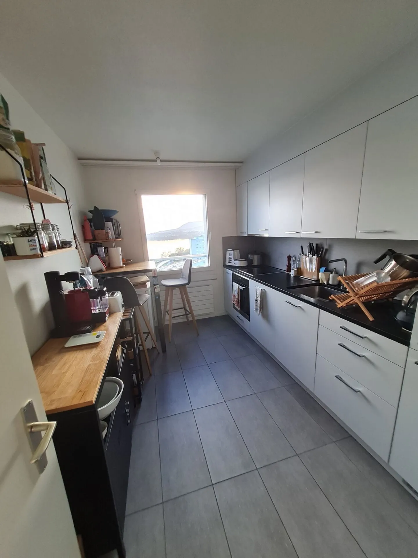 Appartamento di 4 stanze con magnifica vista sul lago - Foto 5 di 11