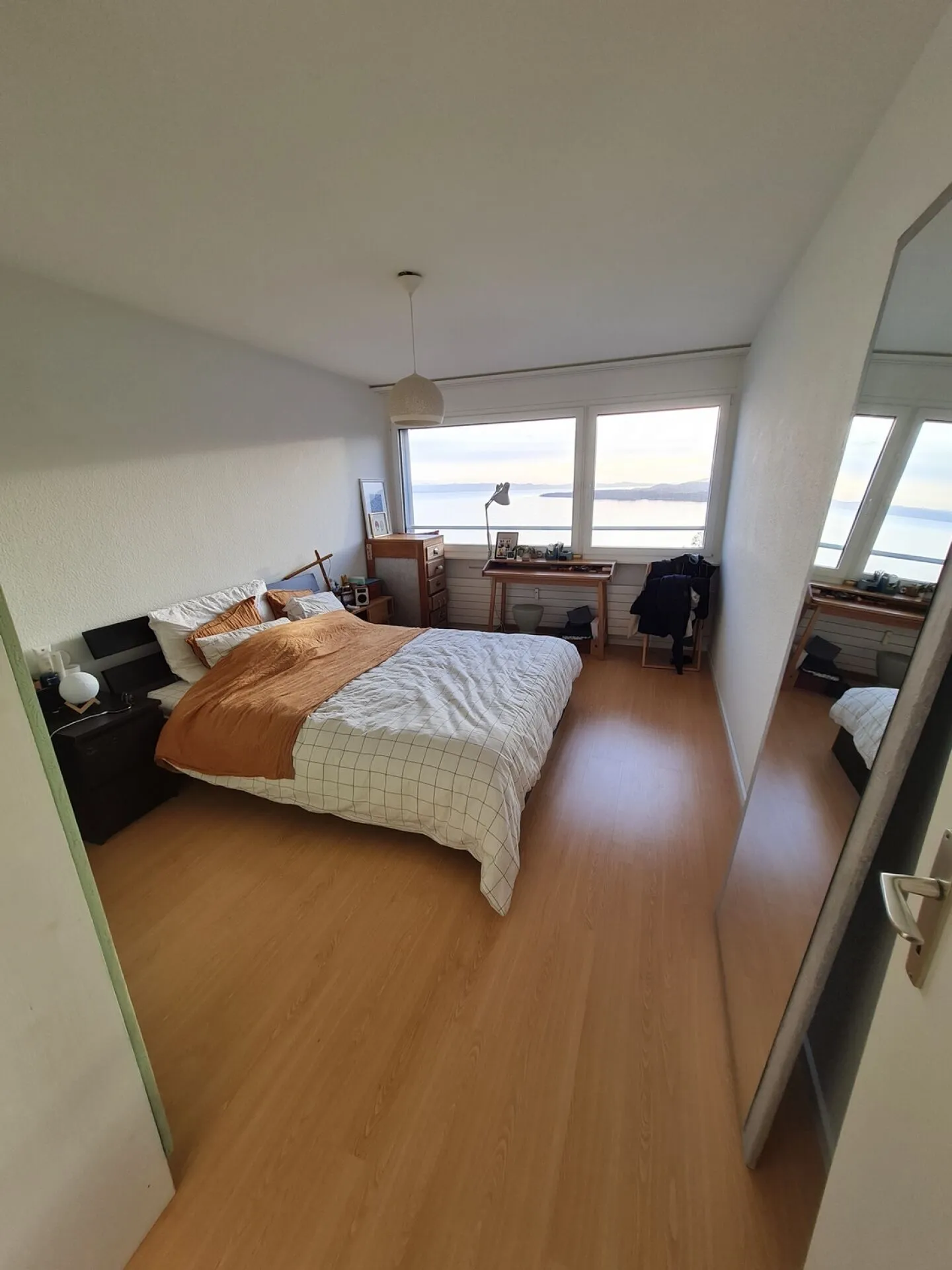 Appartamento di 4 stanze con magnifica vista sul lago - Foto 8 di 11