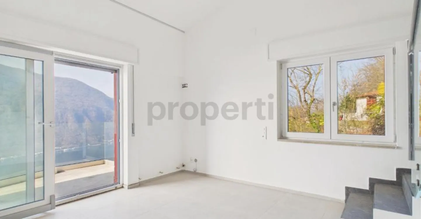 Moderne Villa mit atemberaubendem Blick - Foto 10 von 11