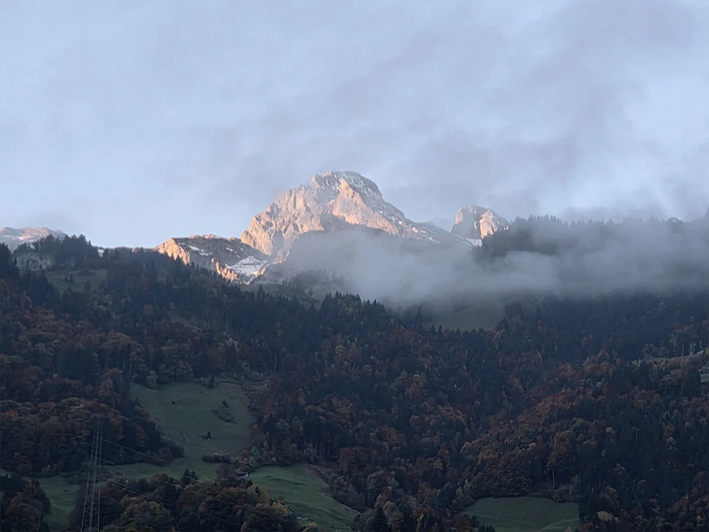 3.5 Room Attic Apartment Completely Renovated - Photo 4 of 11