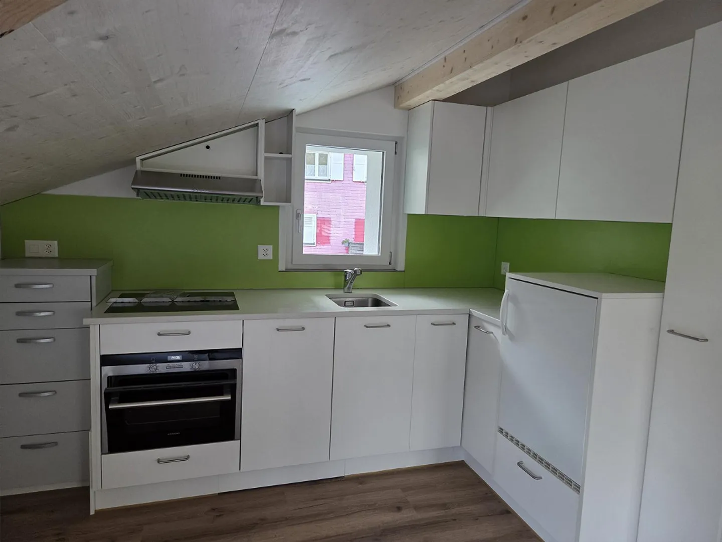 3.5 Room Attic Apartment Completely Renovated - Photo 7 of 11