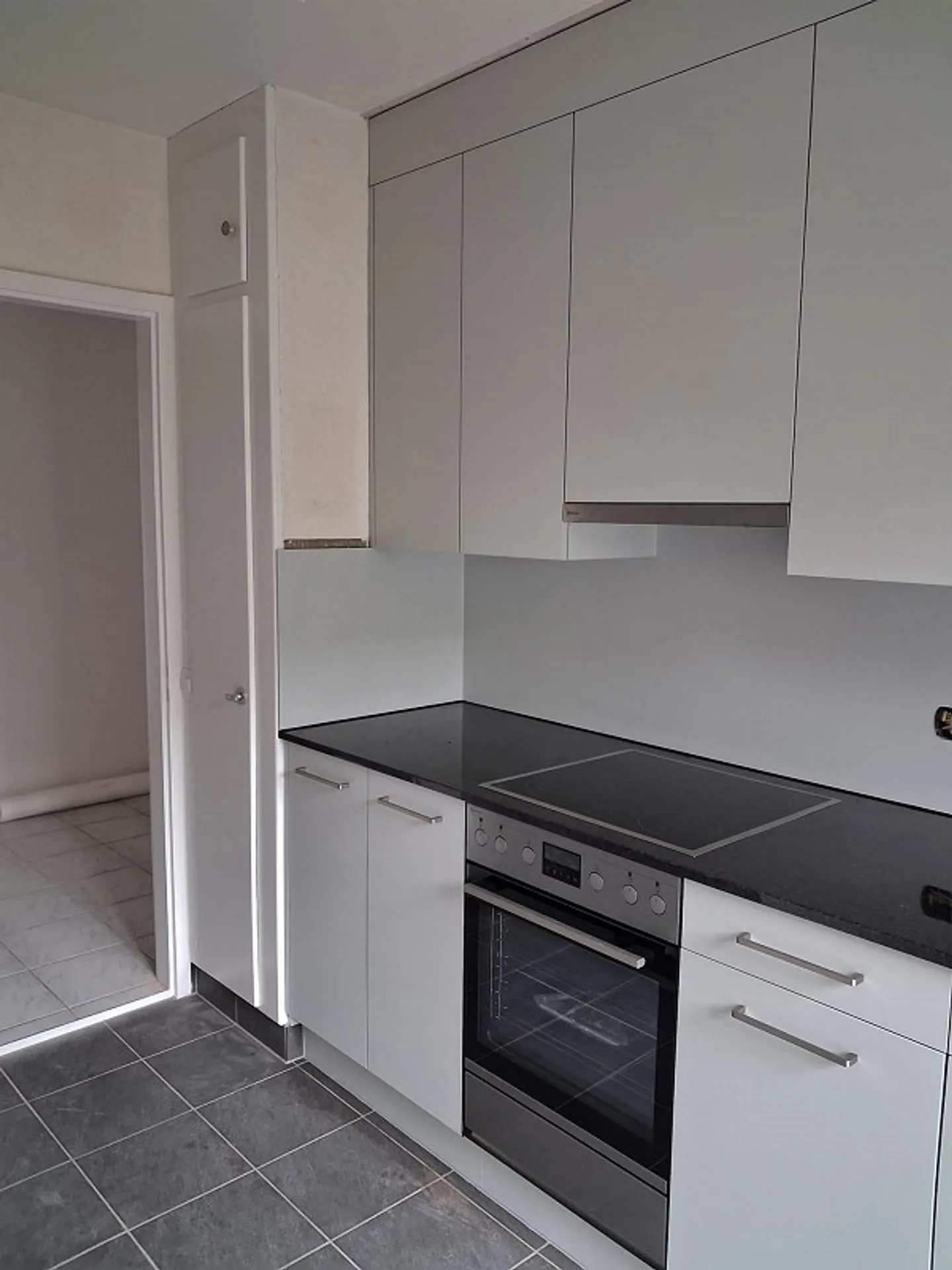 Appartement pour le confort et le bureau à domicile - Photo 6 sur 13