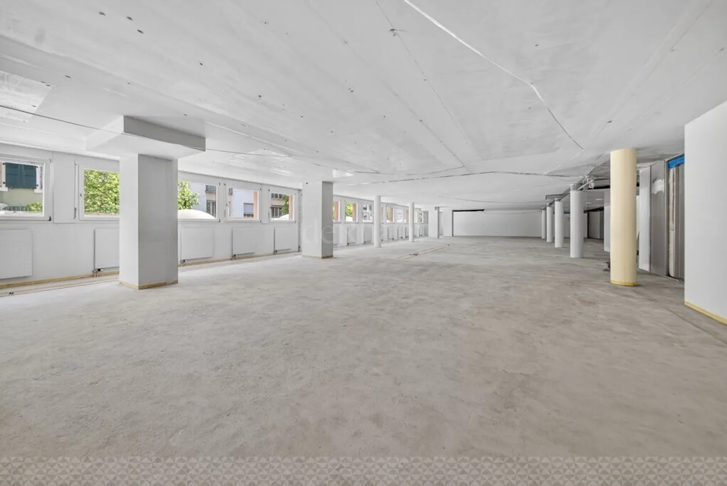 Magnificent commercial space in the center of Lausanne - Photo 7 of 9