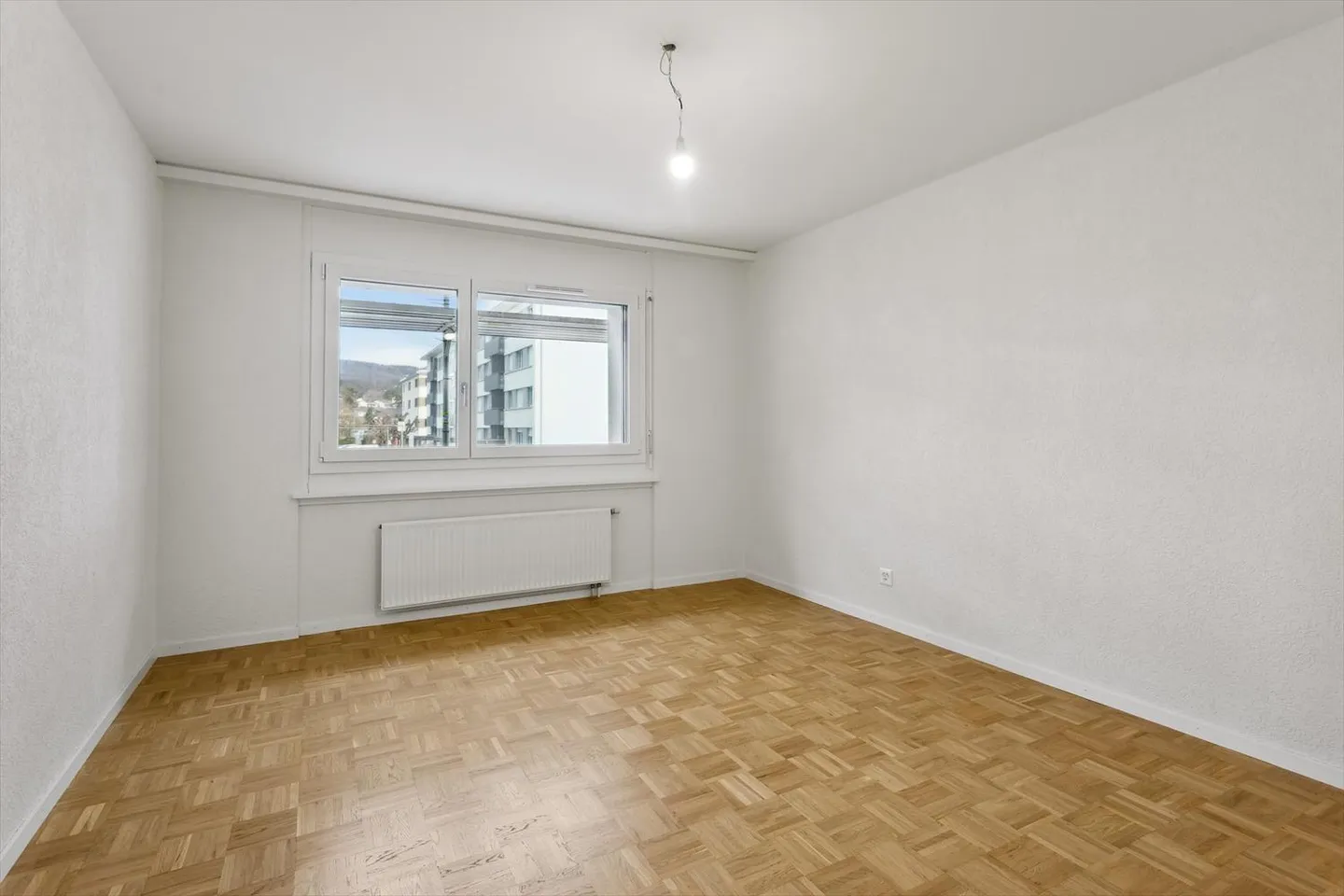 Apartment with free deposit - Photo 9 of 10