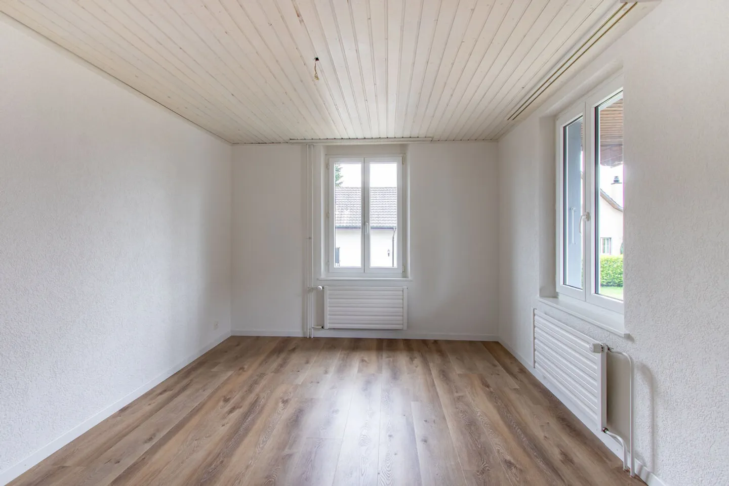 Apartment for rent - Photo 5 of 11