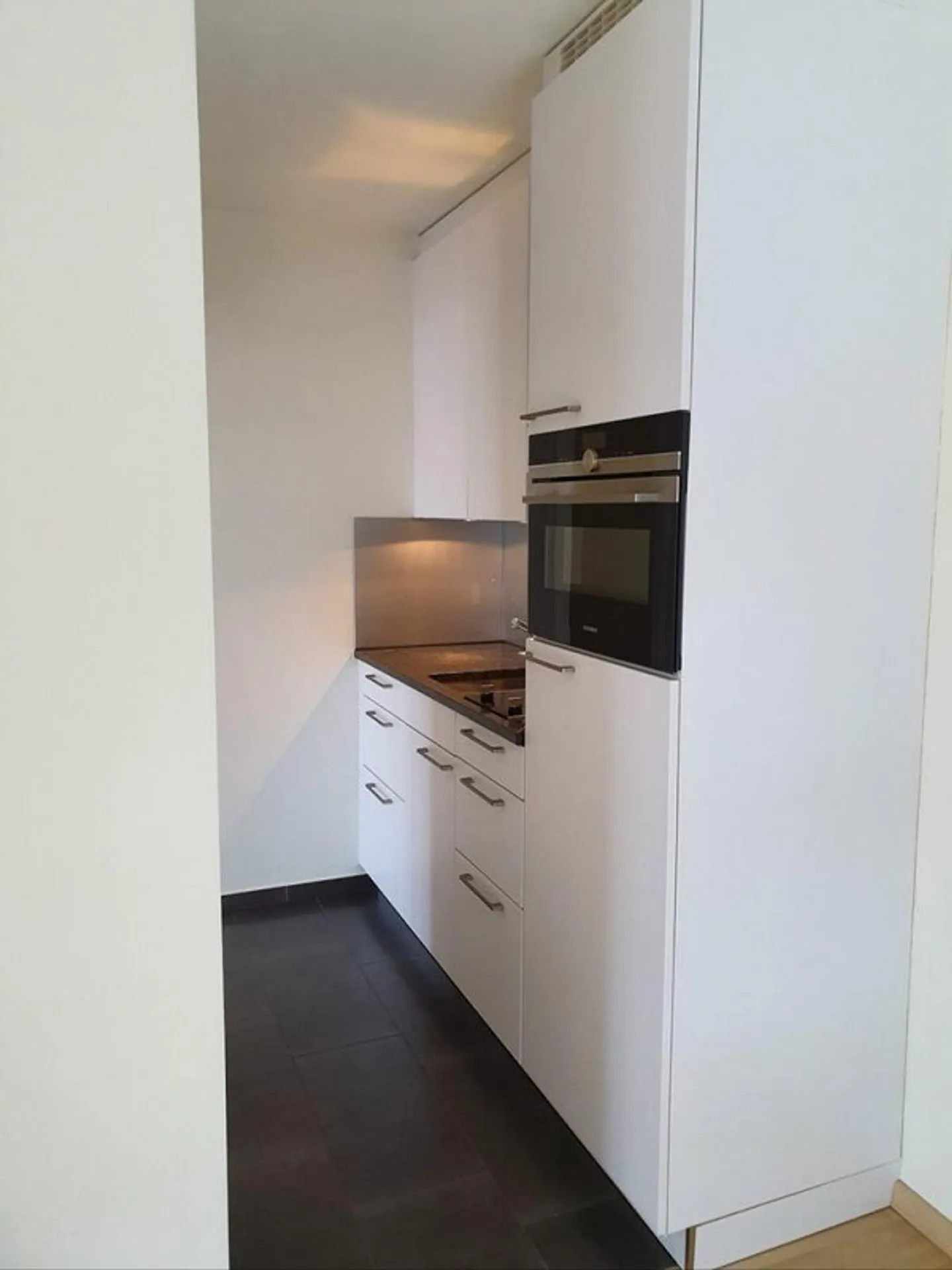 Bright apartment in the village center - Photo 2 of 4