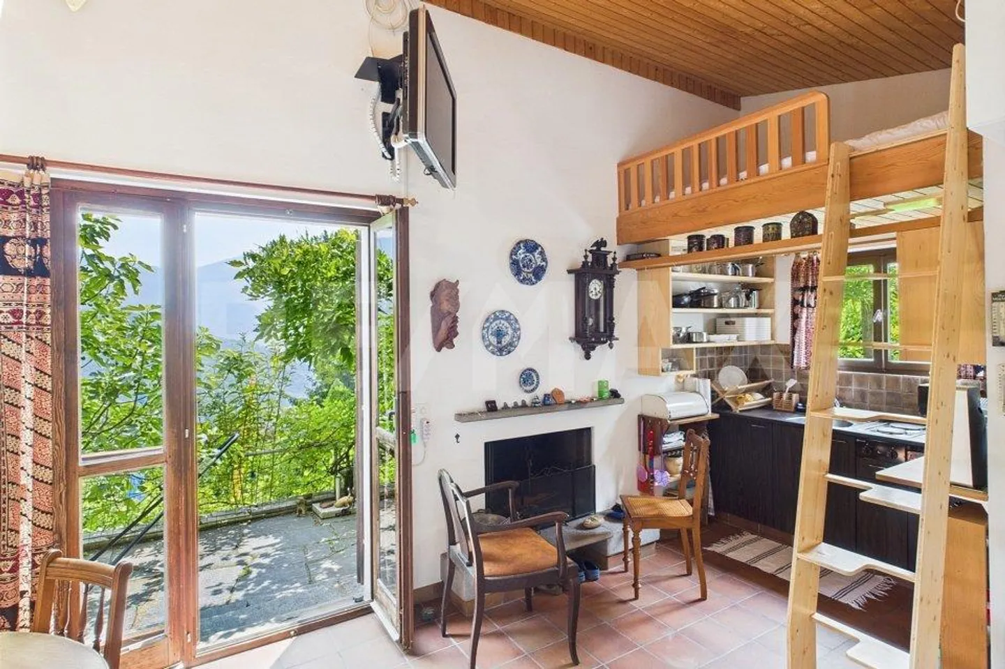 Un refuge dans le vert Maison de vacances rustique avec vue dégagée sur le lac de Lugano - Photo 8 sur 13