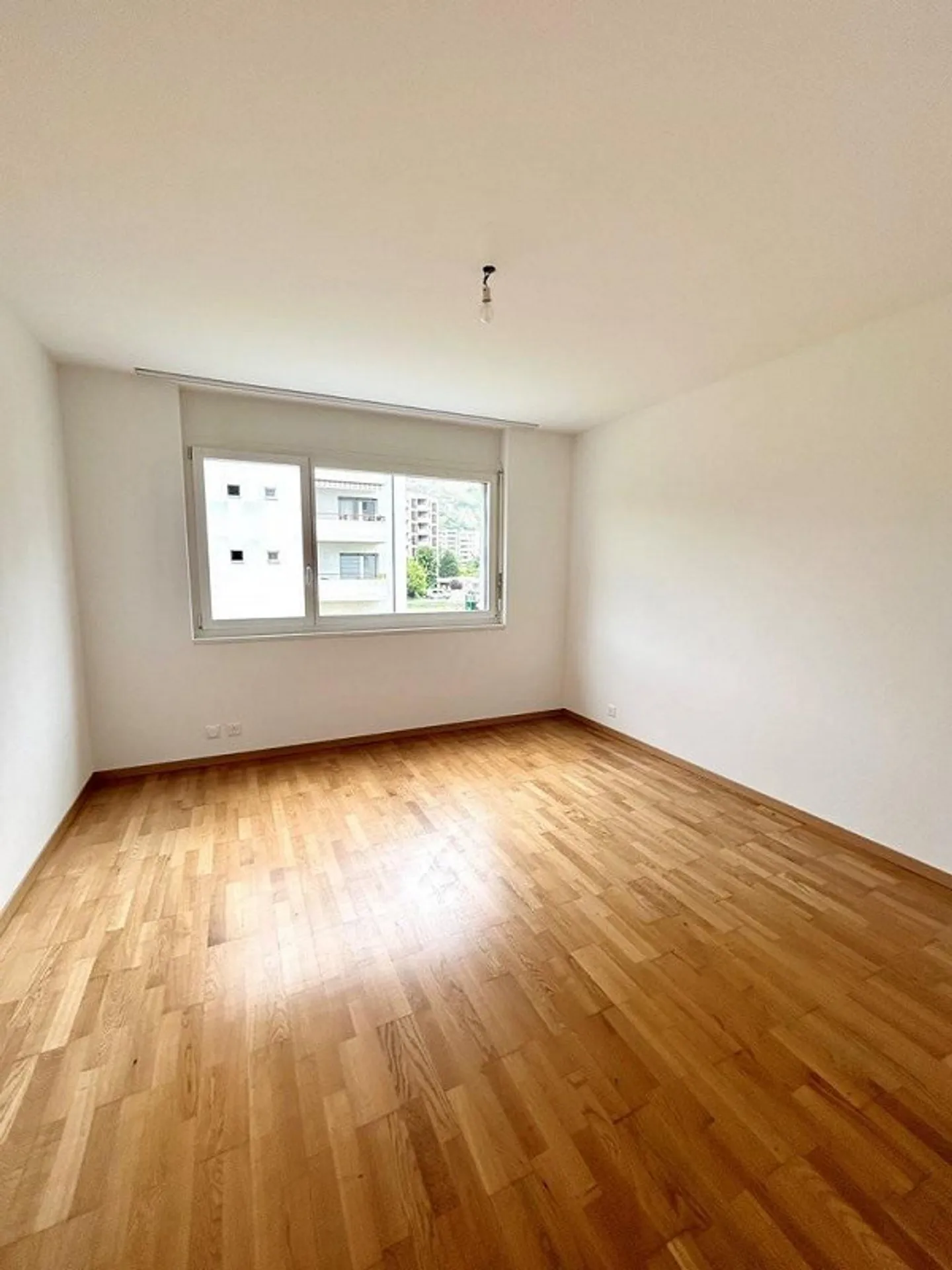 Zu ergreifen! Helle Wohnung in Sion! - Foto 4 von 9