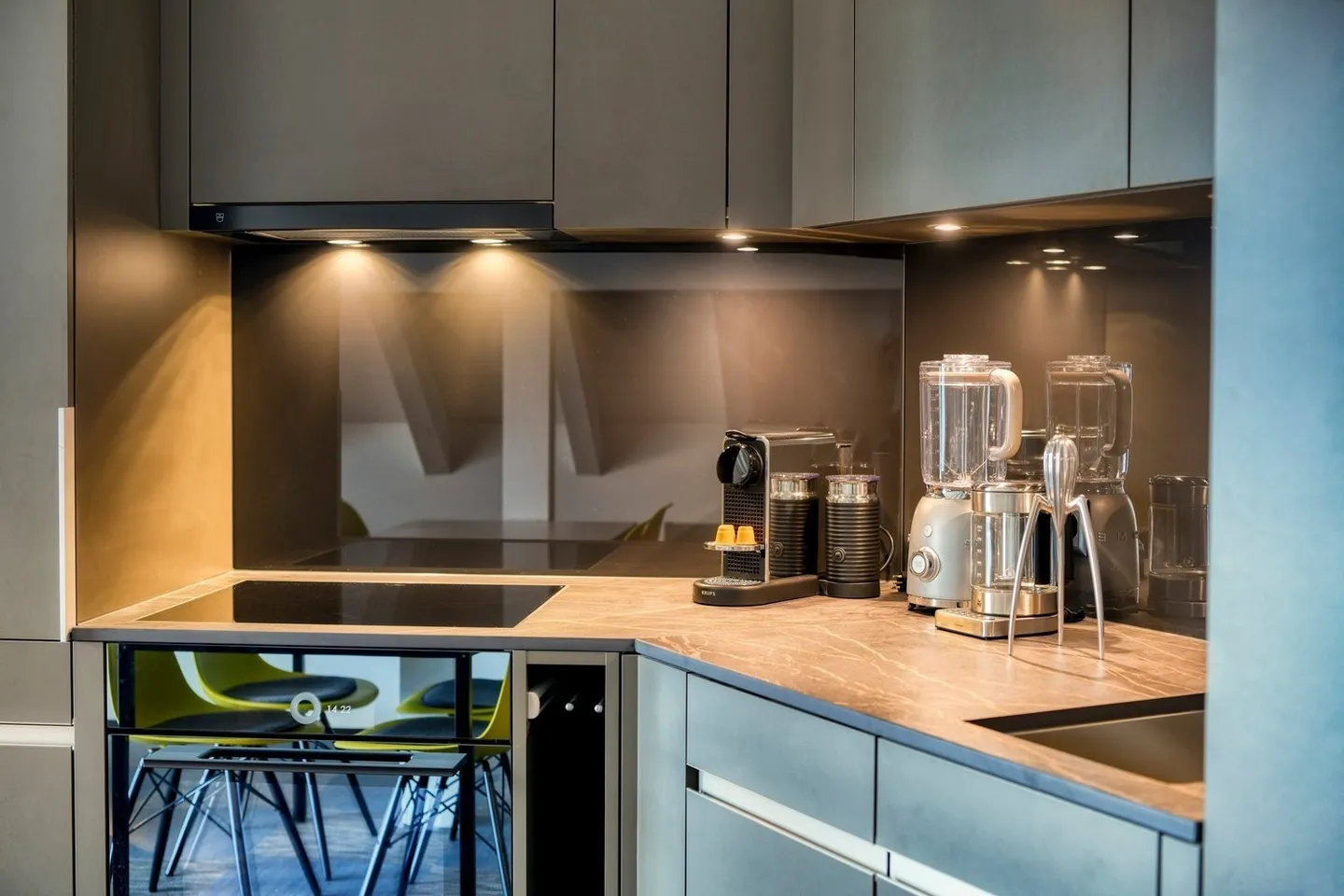 Decollare nell'appartamento arredato "PC-11" nella Torre, Stans - Foto 15 di 28