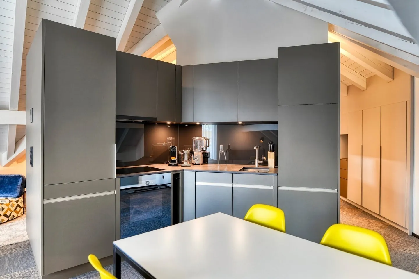 Decollare nell'appartamento arredato "PC-11" nella Torre, Stans - Foto 16 di 28