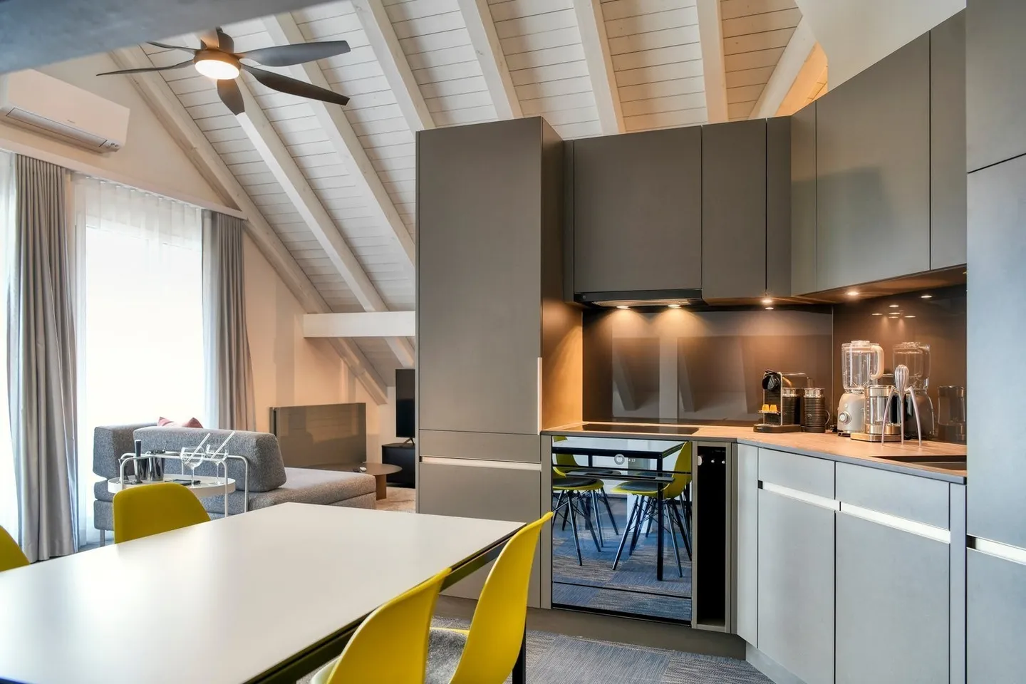 Decollare nell'appartamento arredato "PC-11" nella Torre, Stans - Foto 17 di 28