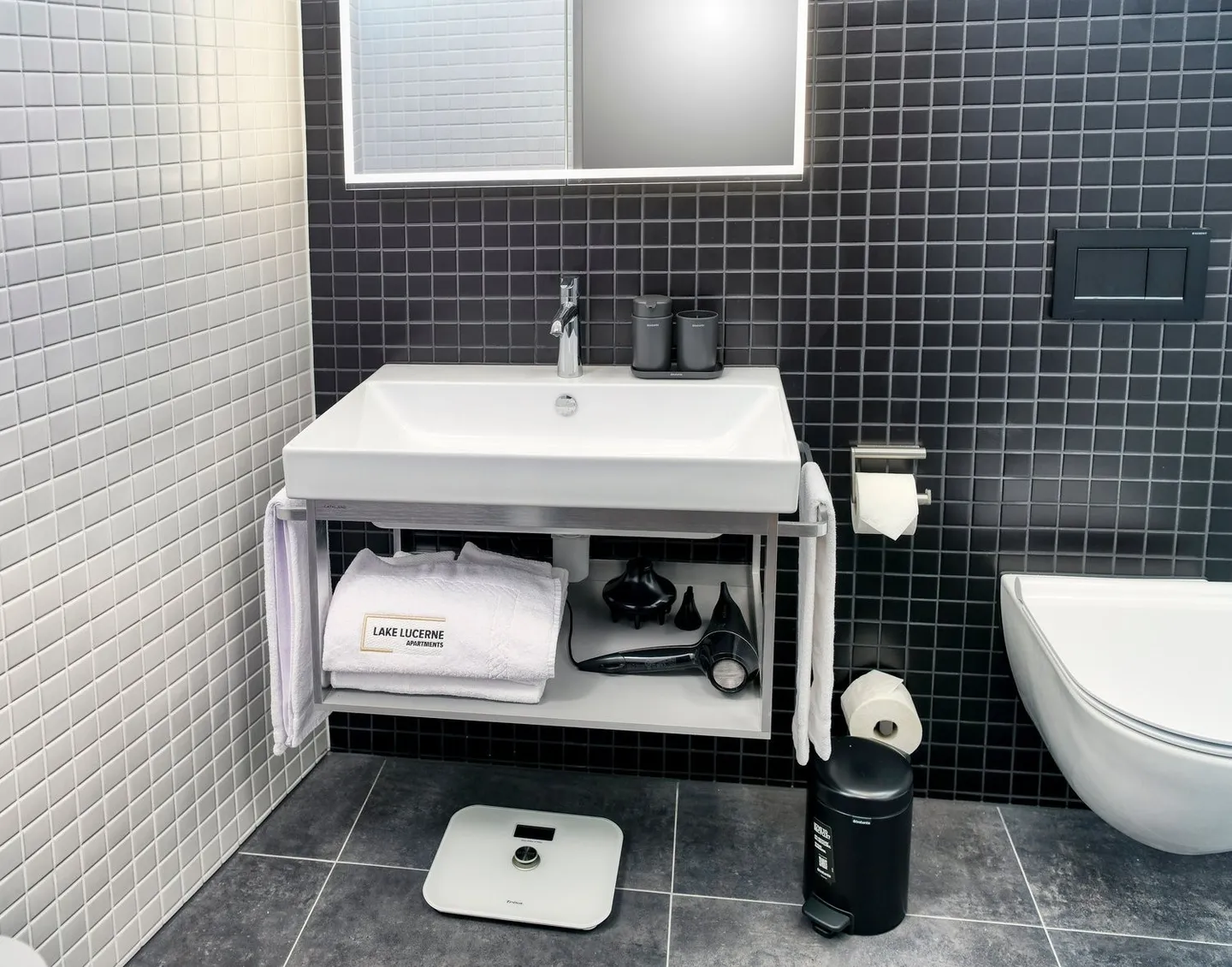 Decollare nell'appartamento arredato "PC-11" nella Torre, Stans - Foto 20 di 28