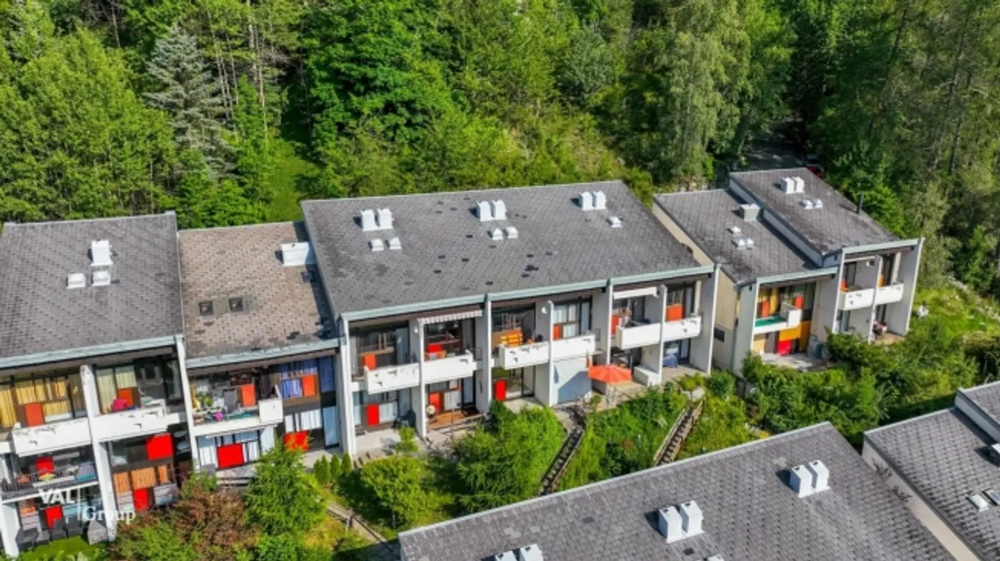 Attractive studio with optimal room layout and terrace in a quiet location - Photo 10 of 12