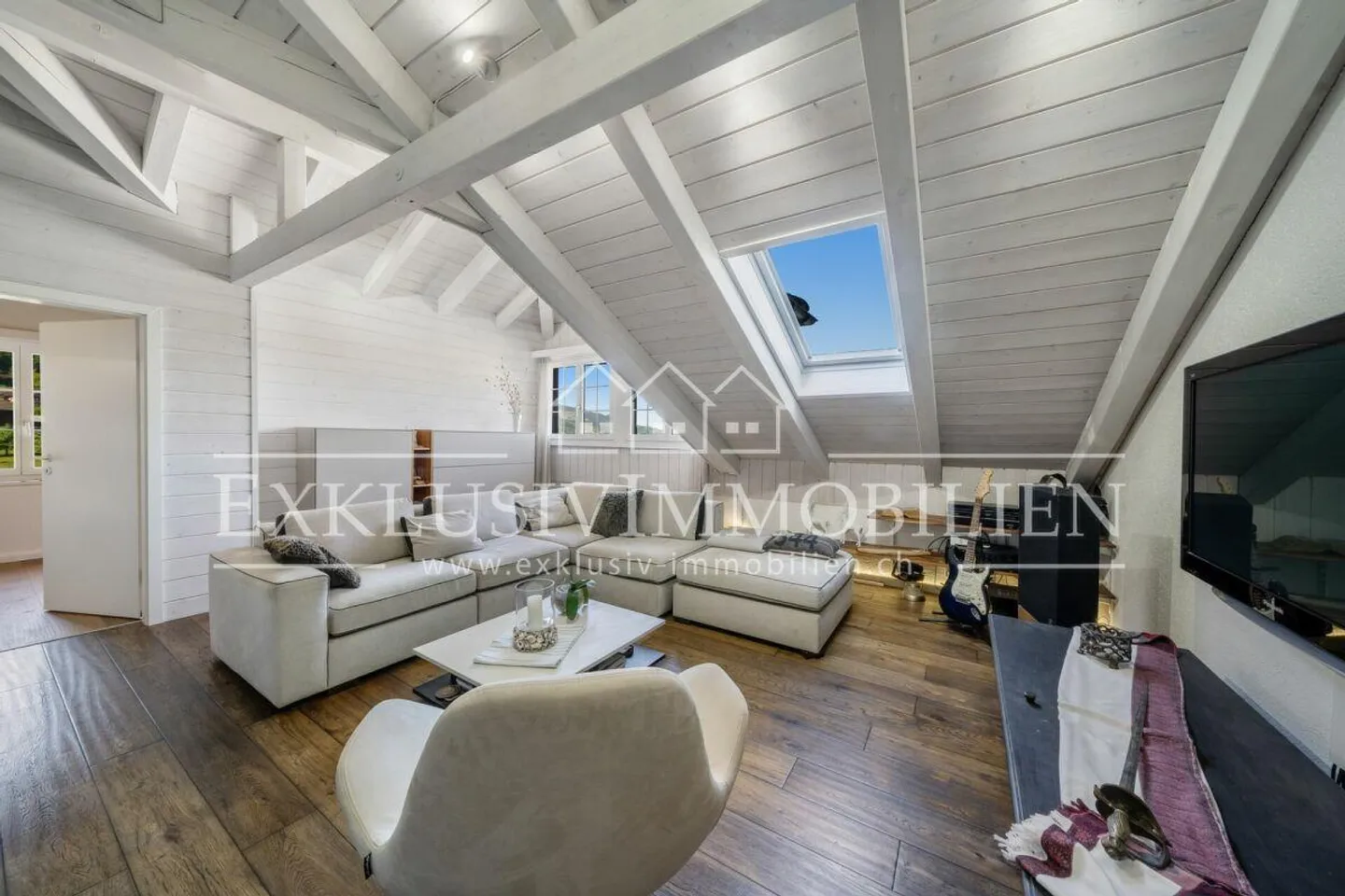 Green Oasis for the Whole Family - Living with Heart, Space, and Tranquility - Photo 2 of 6