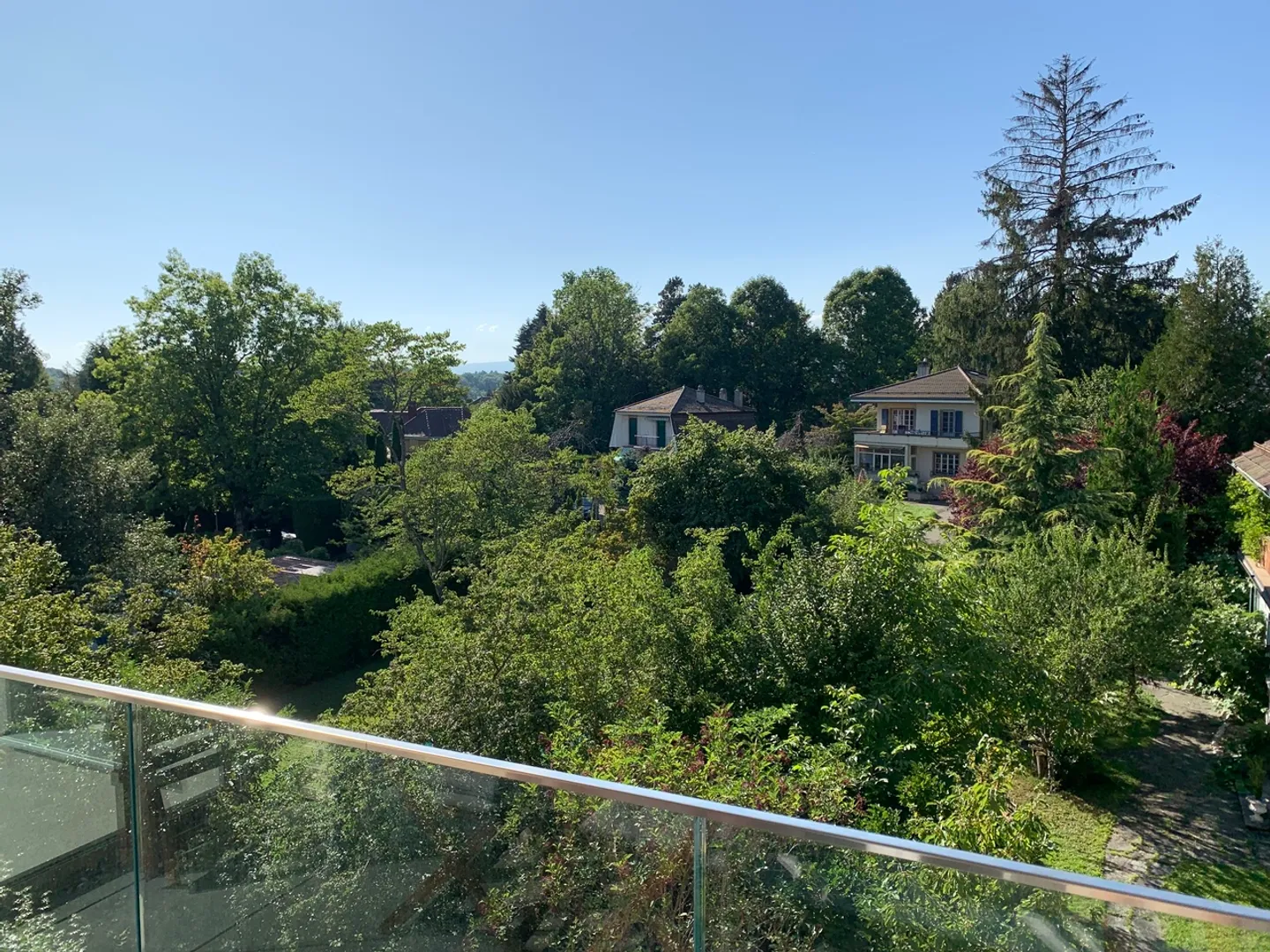 Magnifique appartement  de 2.5 pièces - Photo 5 sur 5