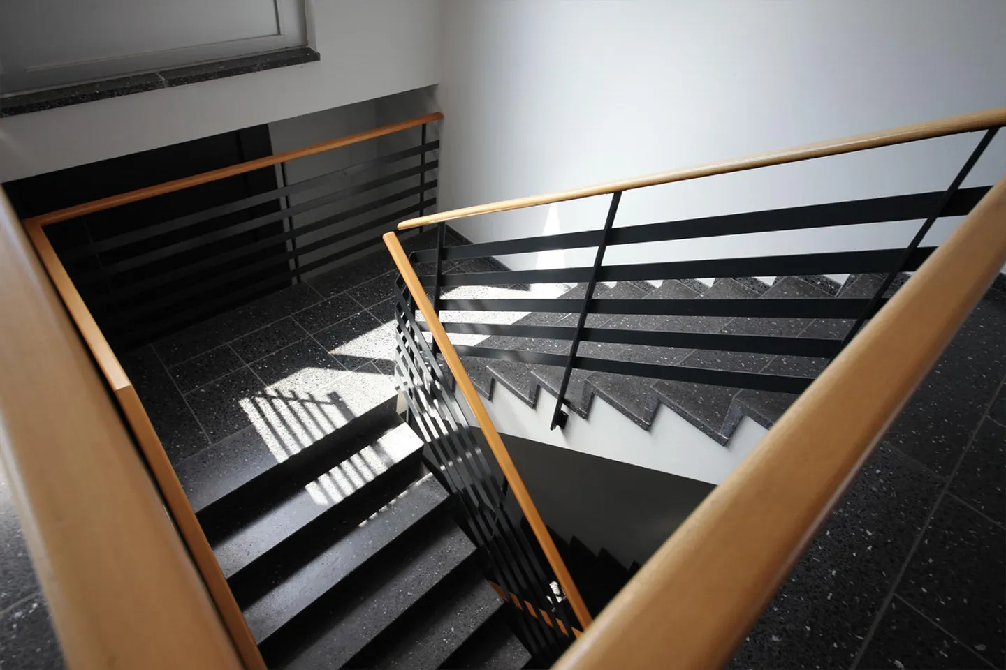 193 m2 espace de combles lumineux avec vue dégagée et grande terrasse - Photo 24 sur 24