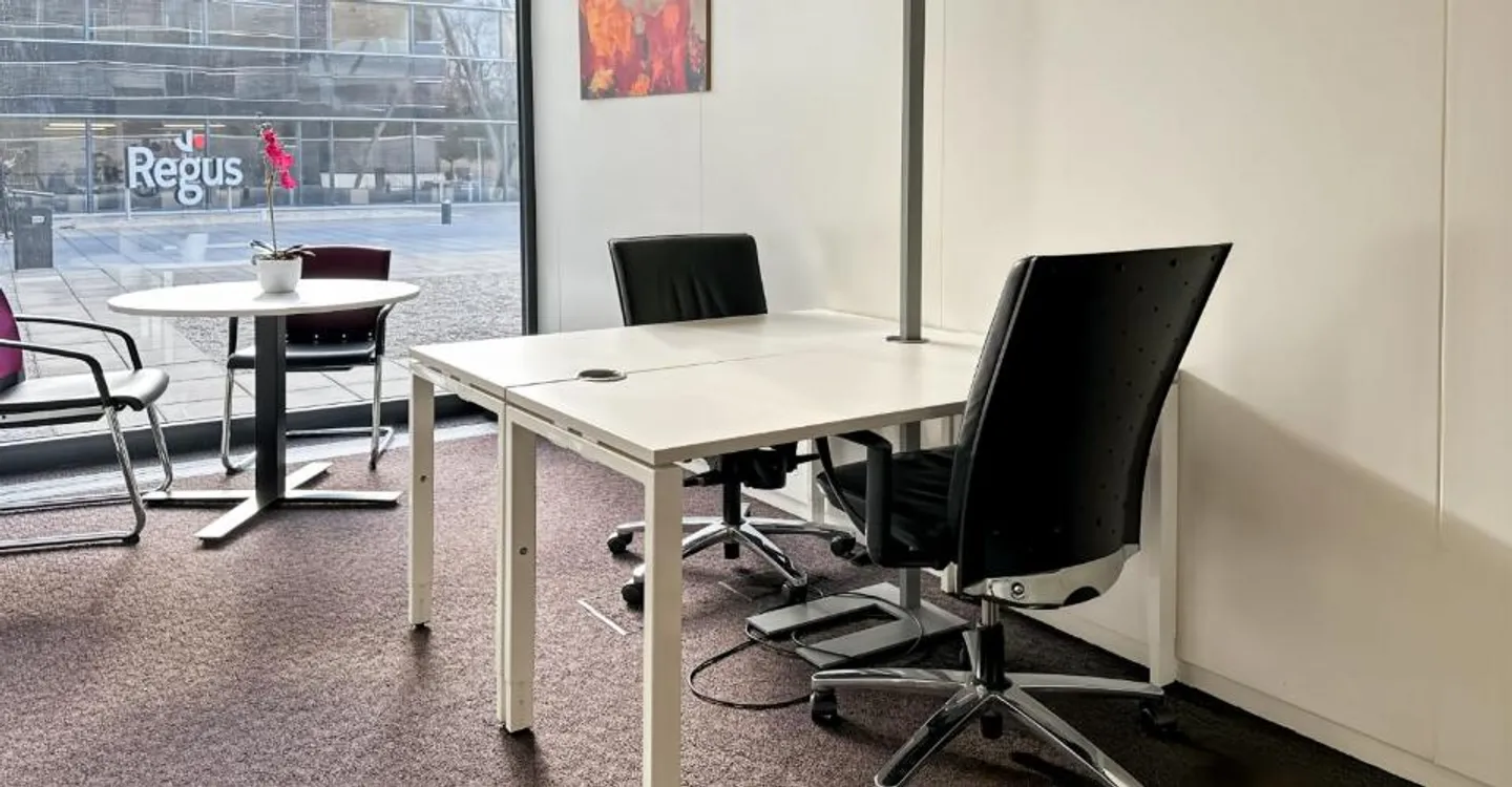 Privatbüro für 1 im Regus Business Park - Foto 1 von 11