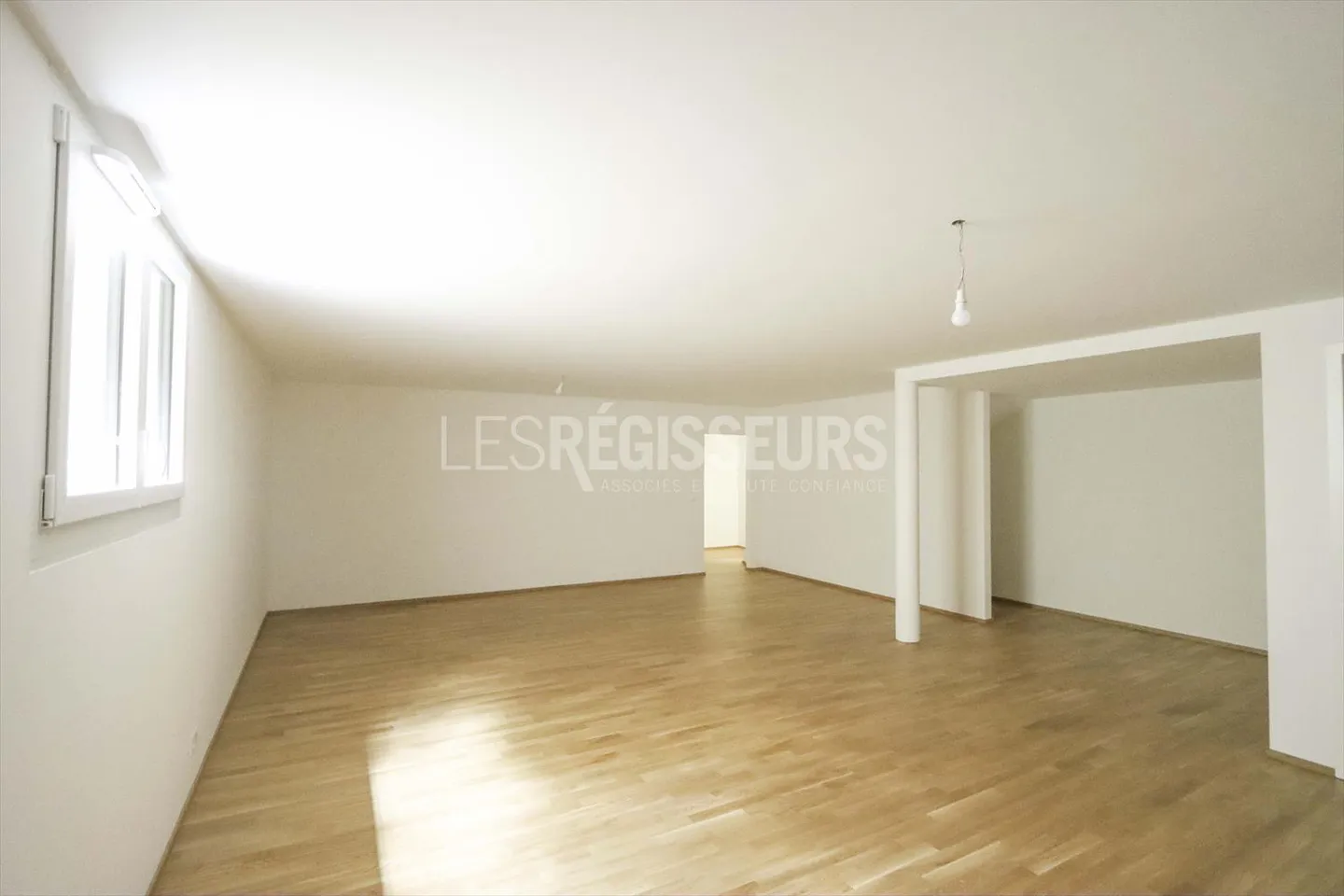 6-room villa - Photo 6 of 9