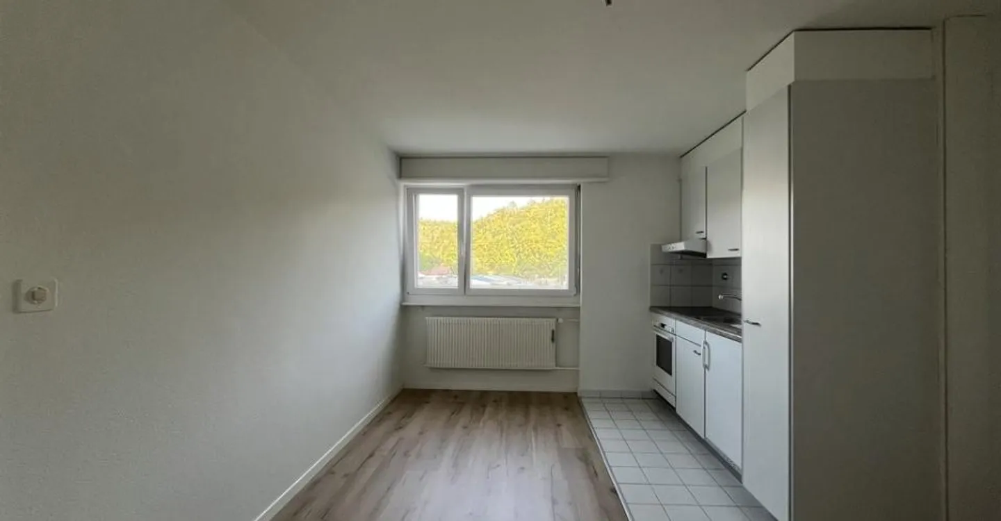 Appartamento ristrutturato di 1,5 locali in affitto! Primo affitto netto offerto! - Foto 2 di 4