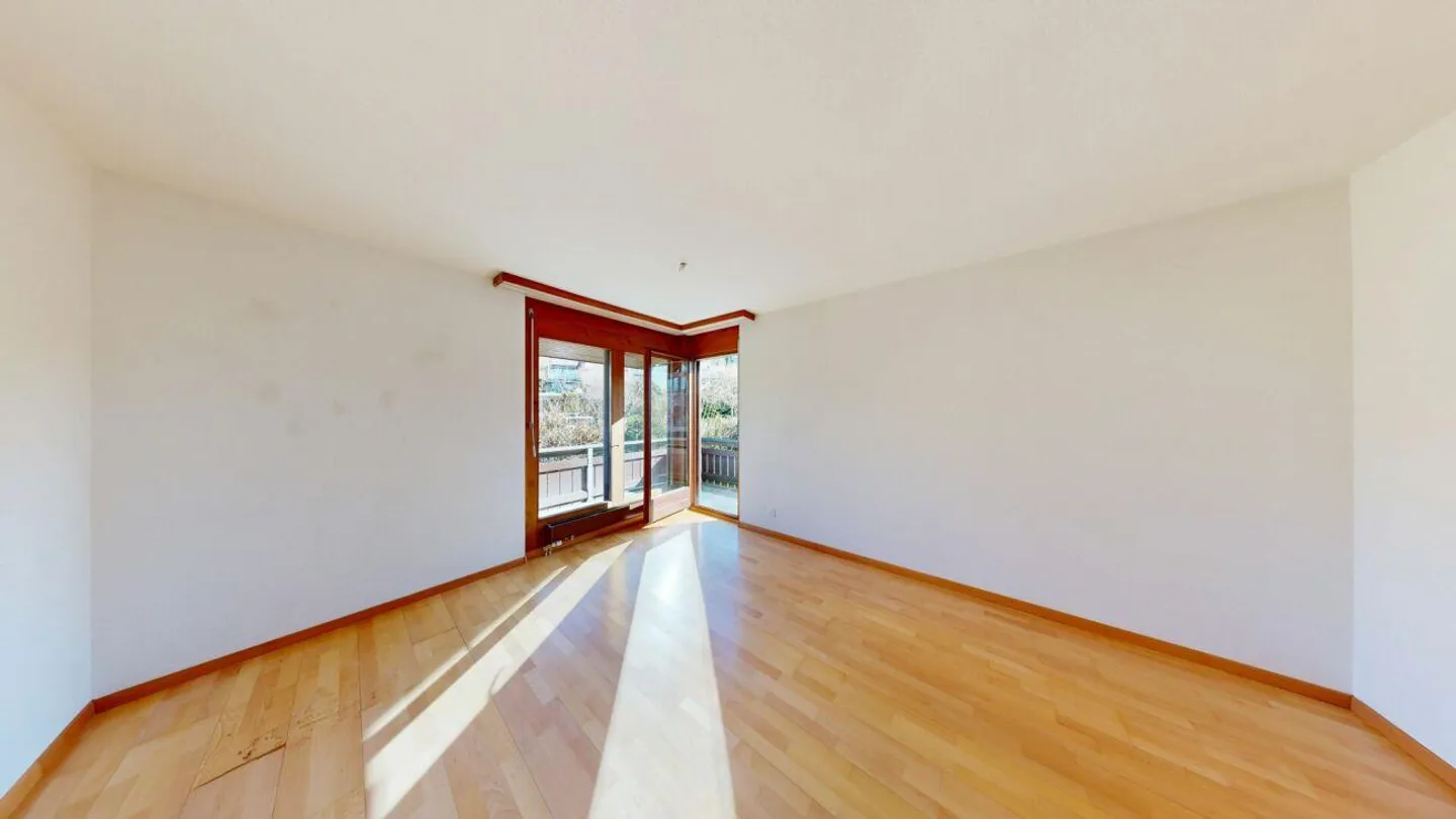 Appartamento 4.5 stanze con fascino, potenziale e vista - Foto 6 di 9