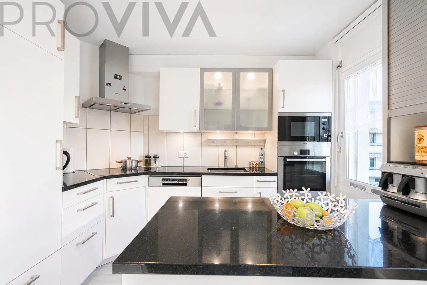 Move in and feel at home – well-kept home with high quality of life - Photo 7 of 15