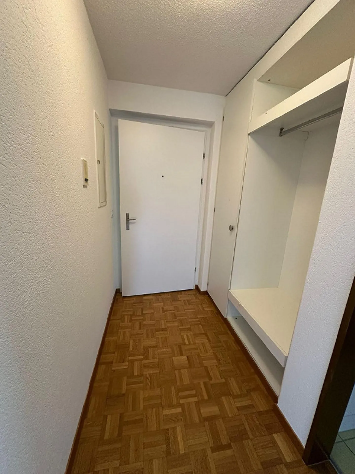 Helle 4.5-Zimmer-Wohnung mit Balkon - Foto 8 von 12