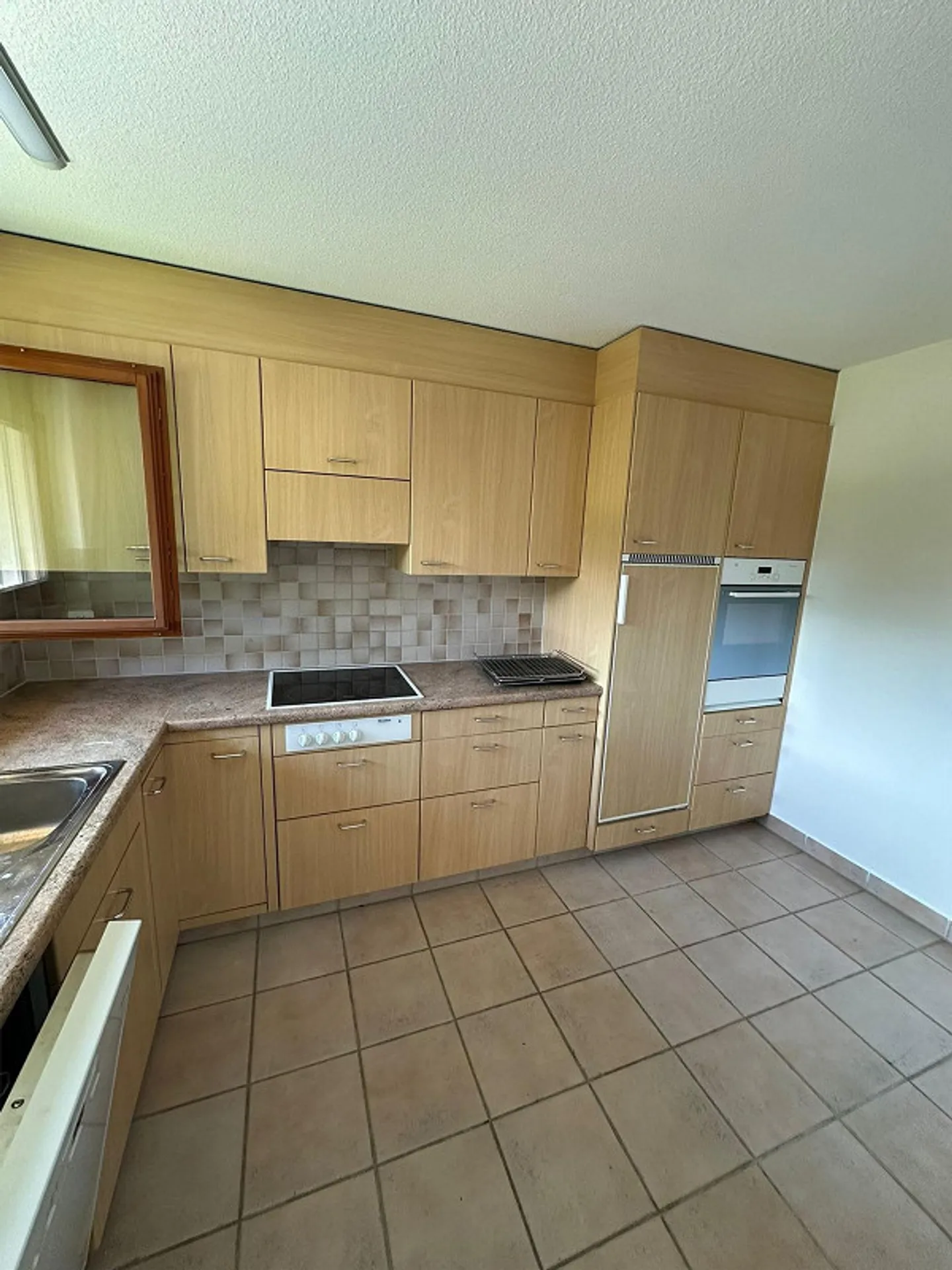 Helle 4.5-Zimmer-Wohnung mit Balkon - Foto 10 von 12