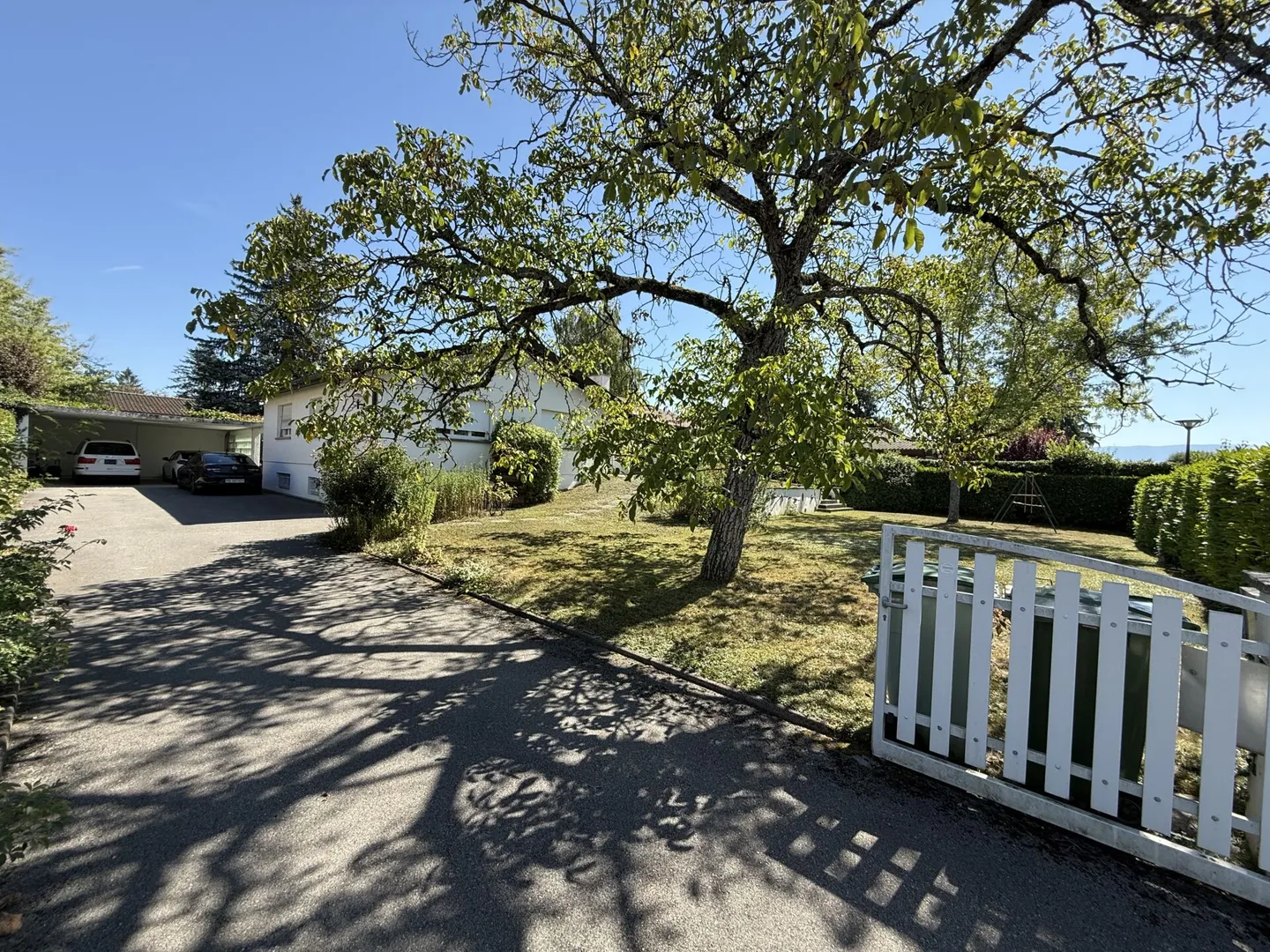 Einzelvilla in Meyrin - Foto 2 von 6