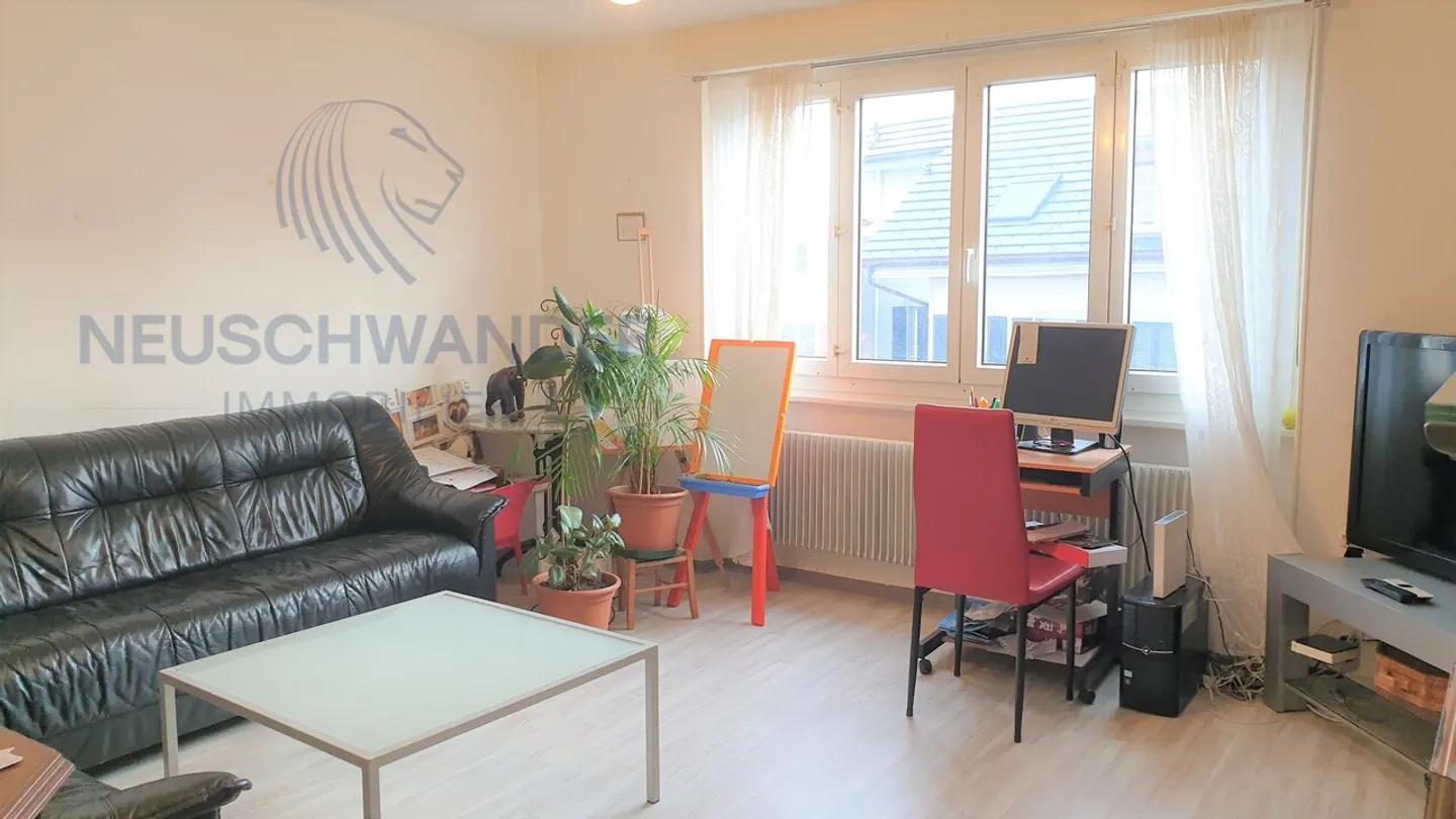 Apartment for rent - Photo 1 of 8