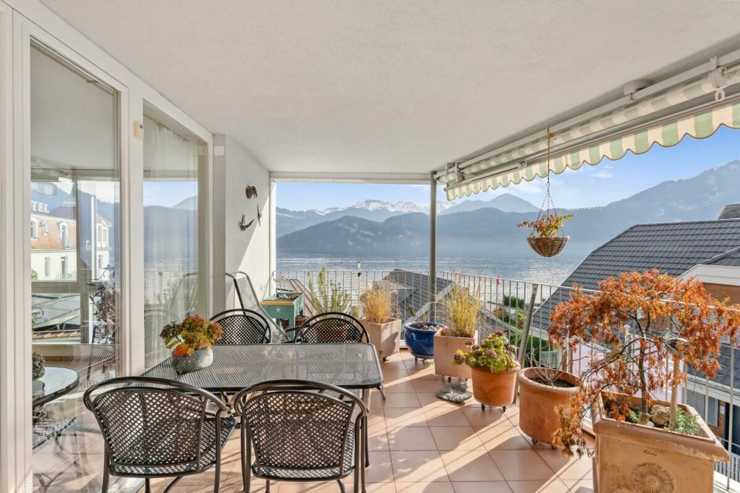Wunderschöne Wohnung mit Terrasse - Foto 3 von 6