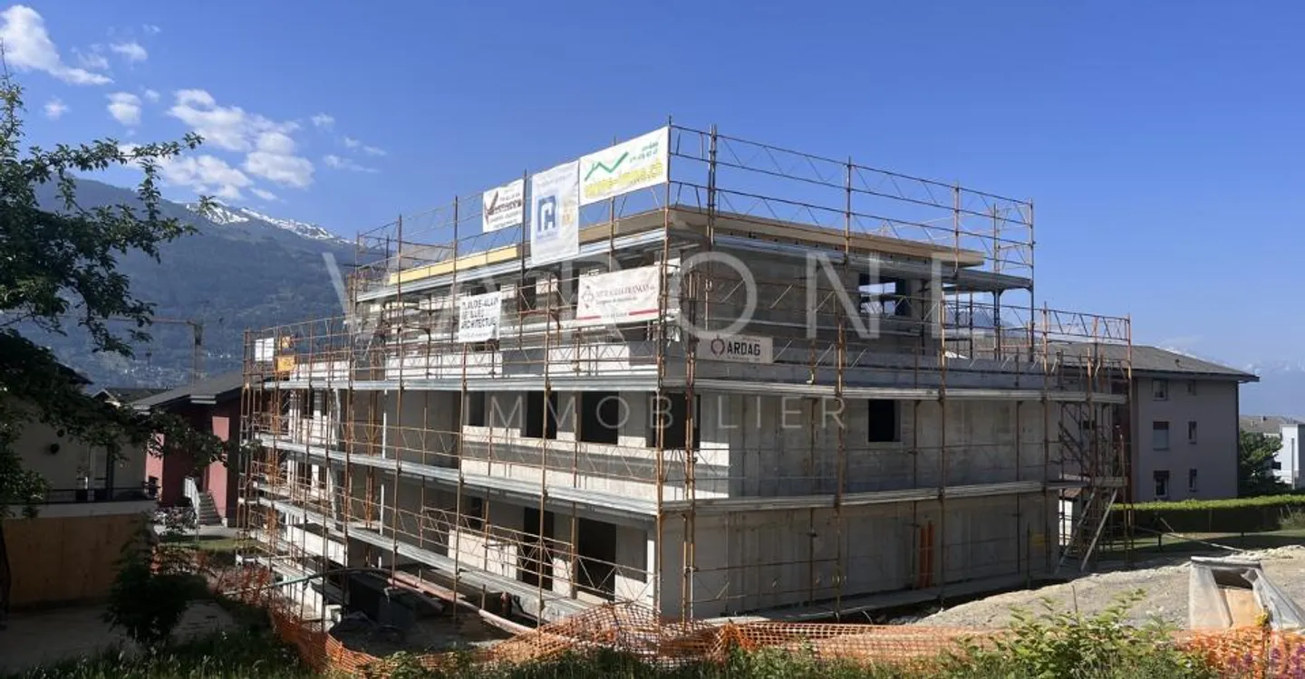 Modern Apartments with Terraces - Photo 2 of 13
