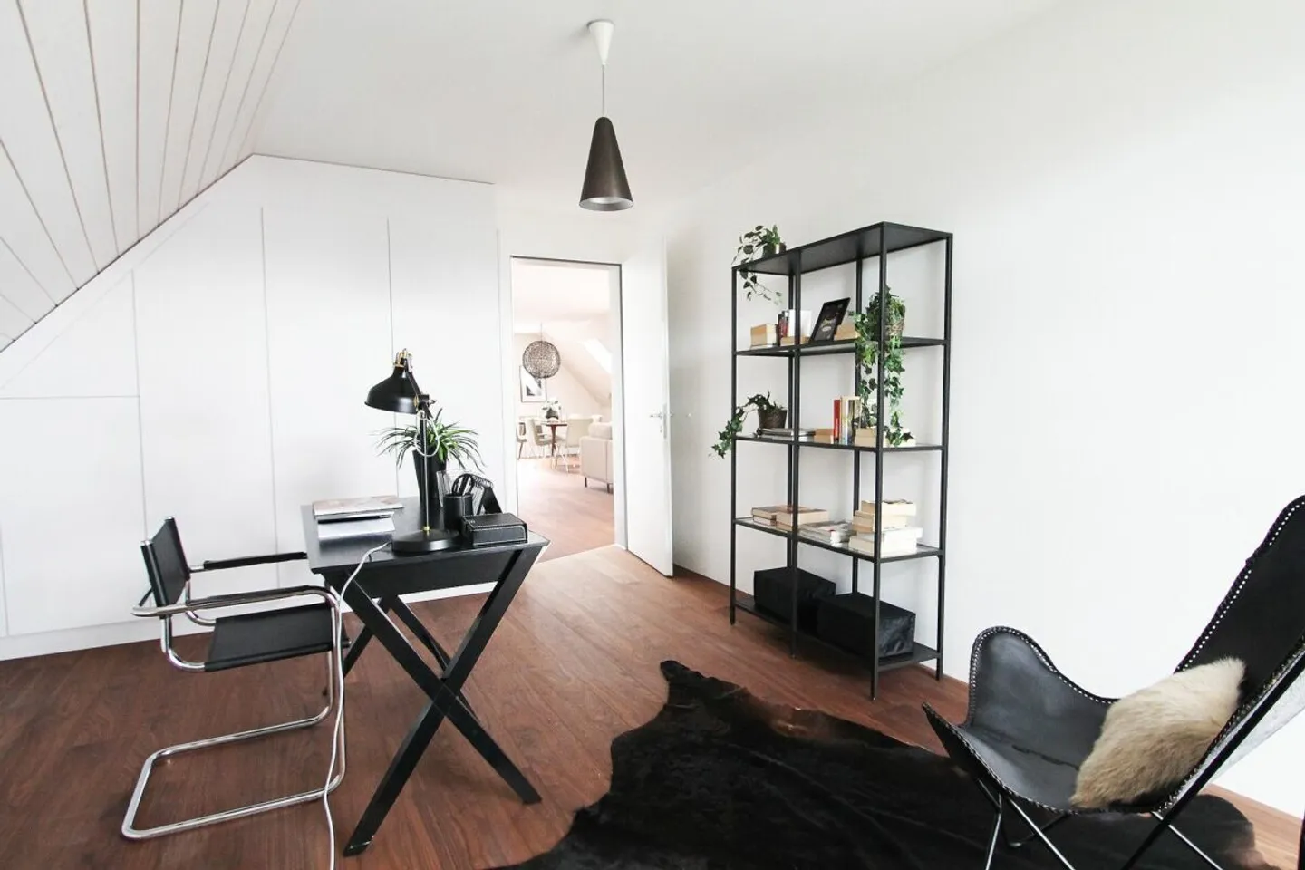 Spacious Living with a View over Bachenbülach - Photo 7 of 13