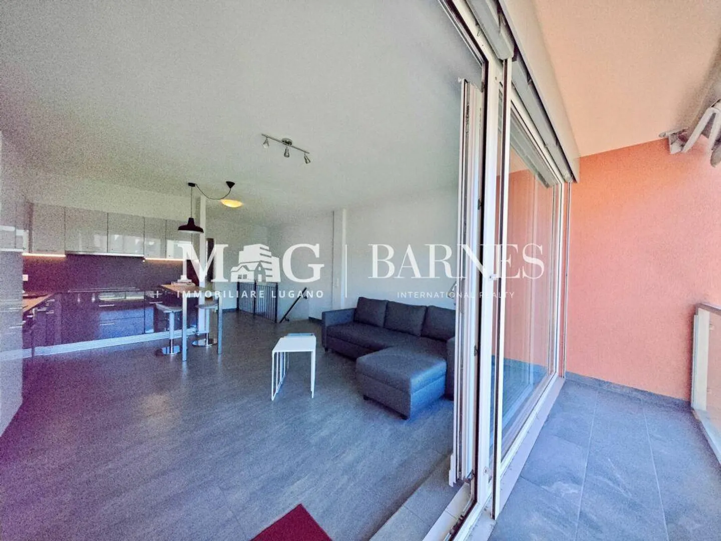 Wohnung 2.5 Zimmer renoviert mit Balkon in Massagno - Foto 10 di 10