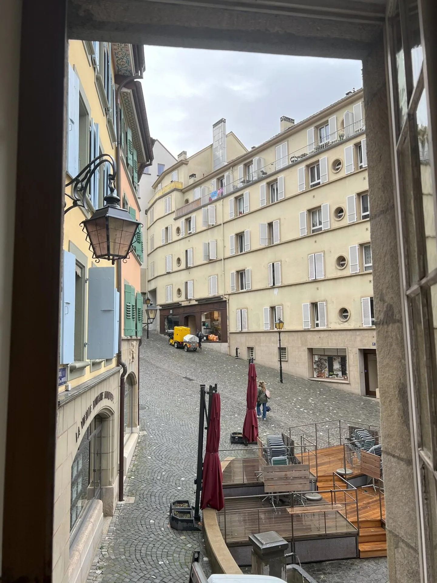 Charming Studio in the Heart of Lausanne - Photo 2 of 6