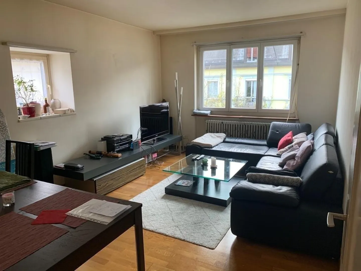 Charmante appartement 3 pièces près de Mythenquai - disponible à partir du 01.03.2026 - Photo 3 sur 4