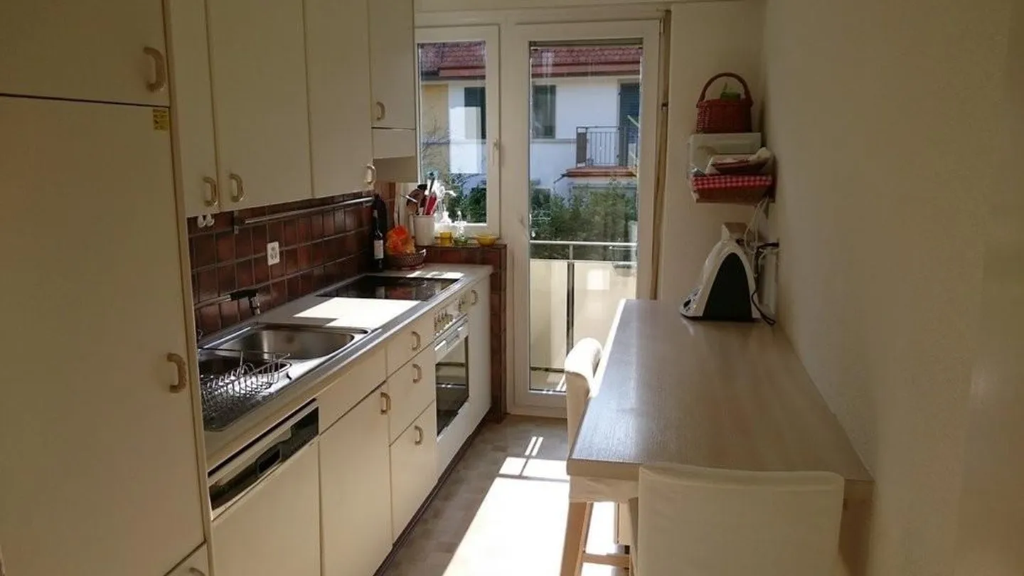 Charmante appartement 3 pièces près de Mythenquai - disponible à partir du 01.03.2026 - Photo 4 sur 4