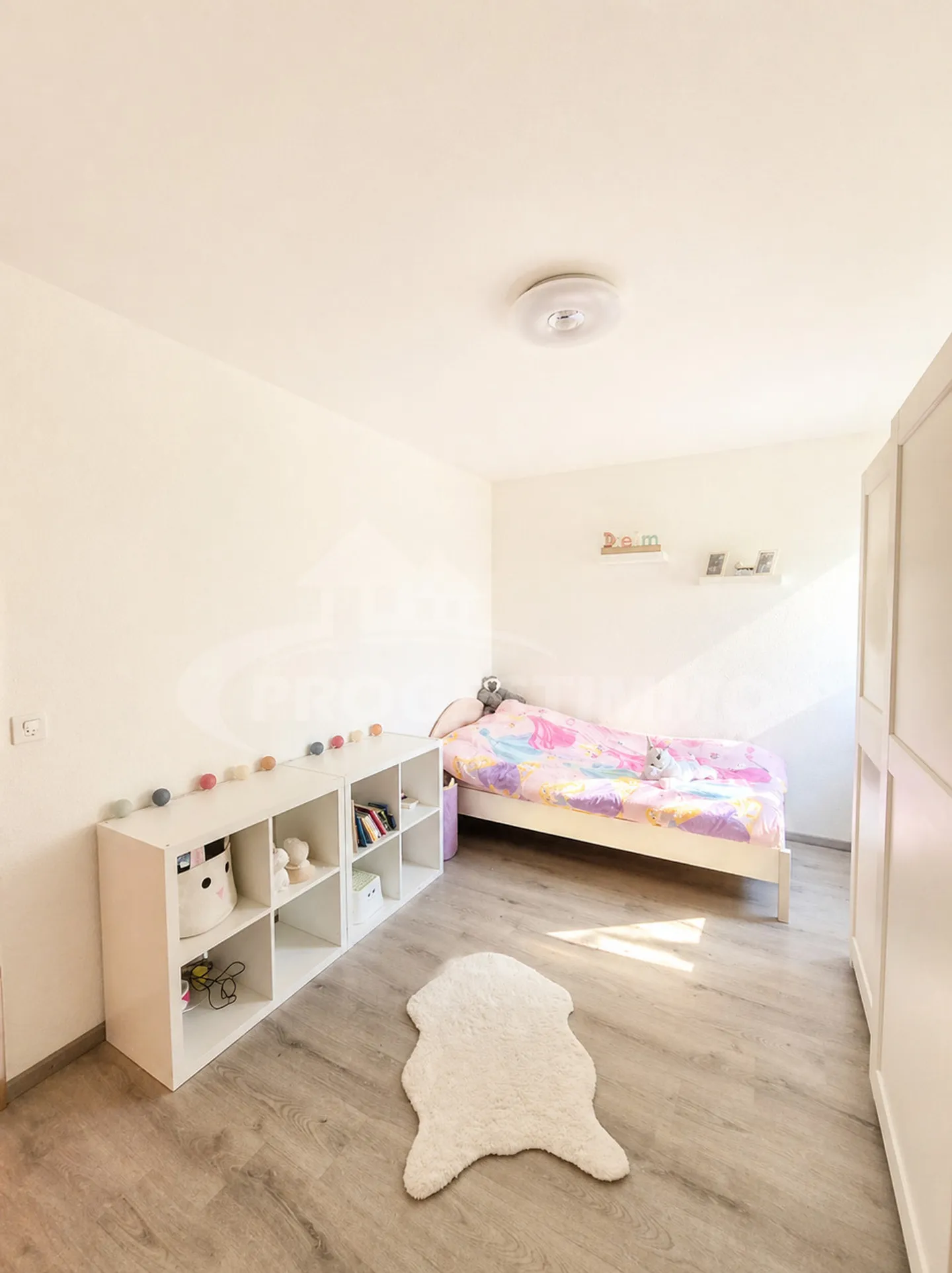 4.5-ROOM APARTMENT IN THE HEART OF THE VINEYARDS - Photo 6 of 11