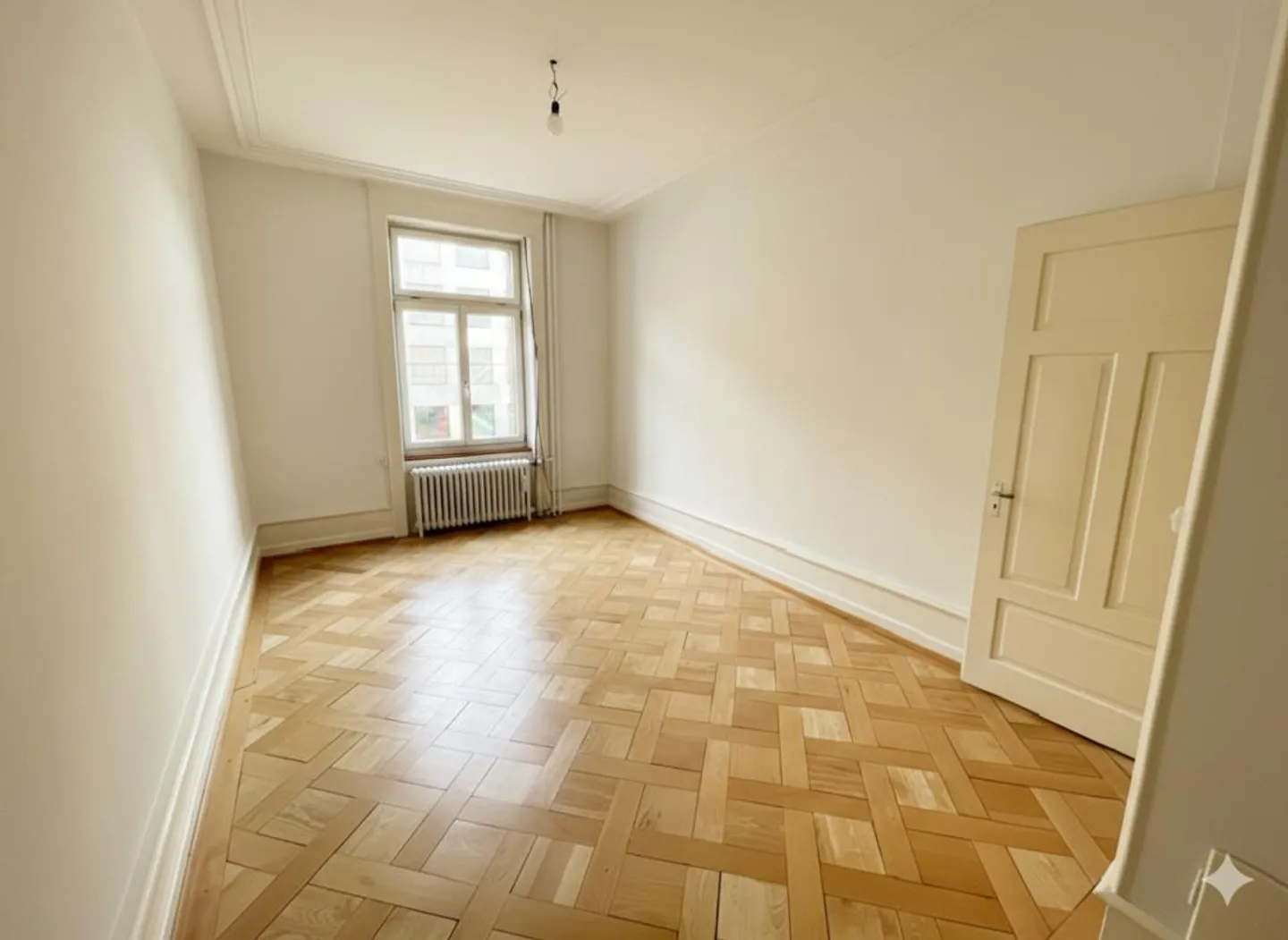 DREAMY ART NOUVEAU APARTMENT WITH WOW EFFECT... - Photo 13 of 20