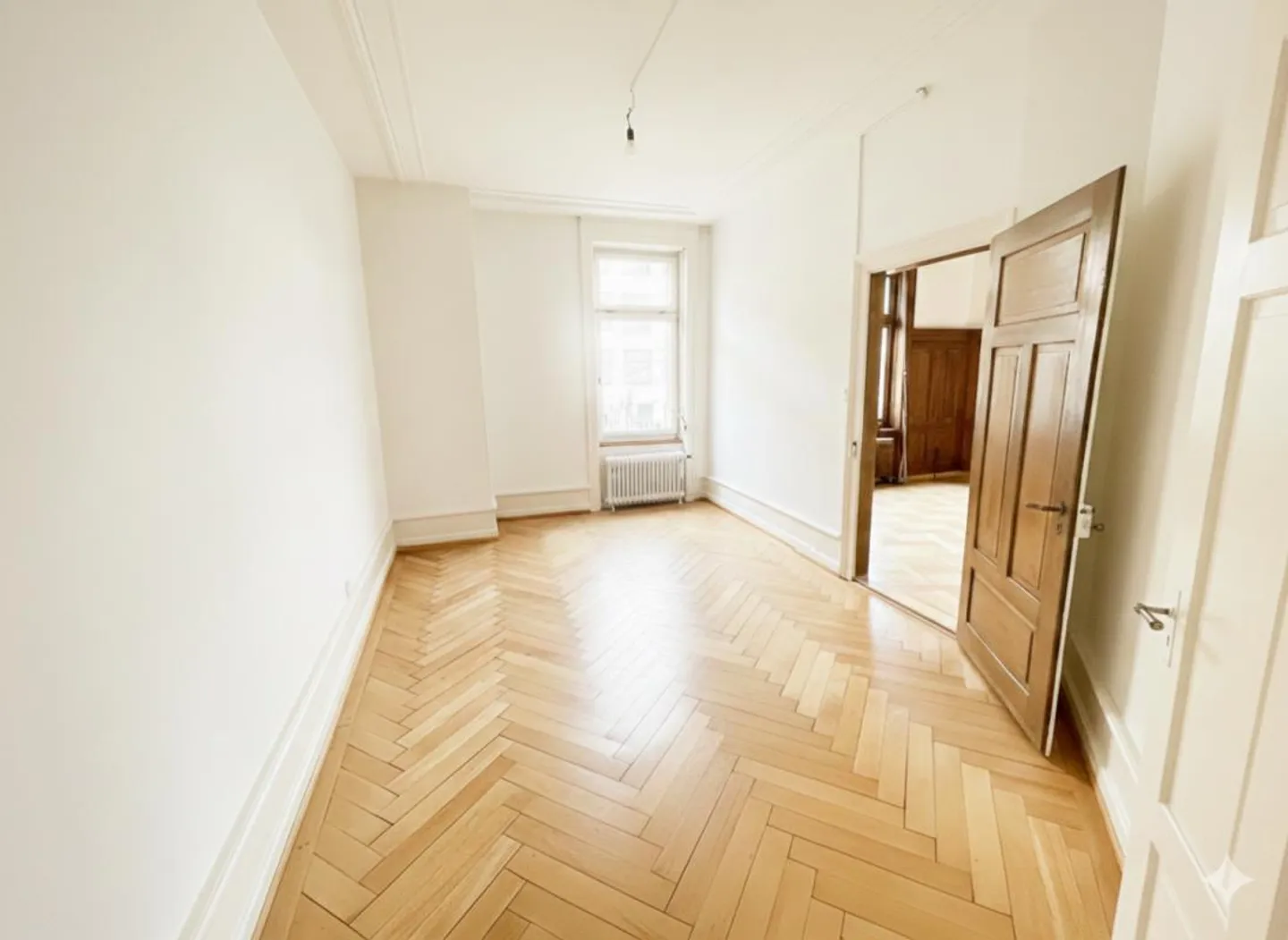 DREAMY ART NOUVEAU APARTMENT WITH WOW EFFECT... - Photo 14 of 20