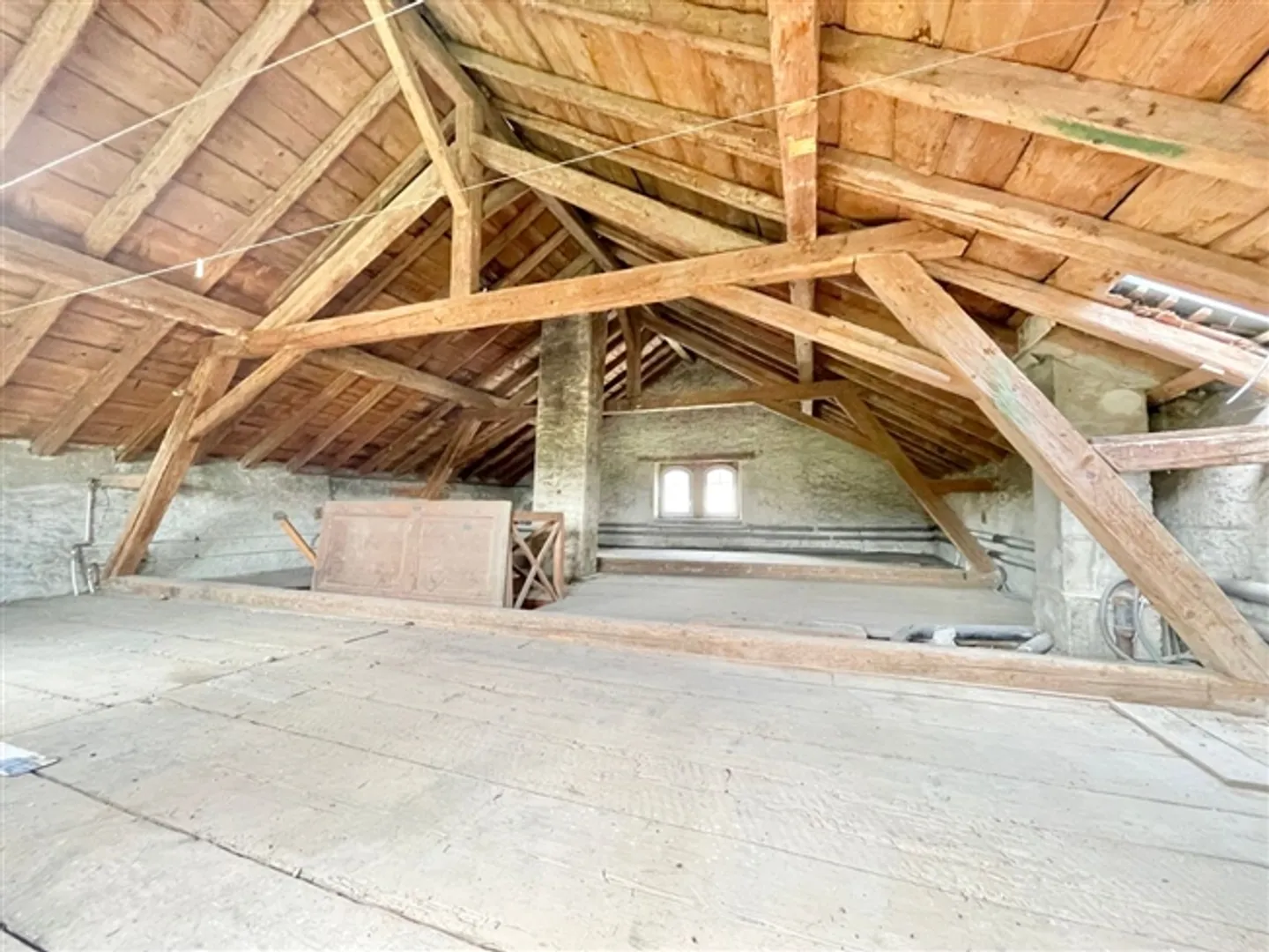 Maison individuelle spacieuse avec caractère - Photo 11 sur 12