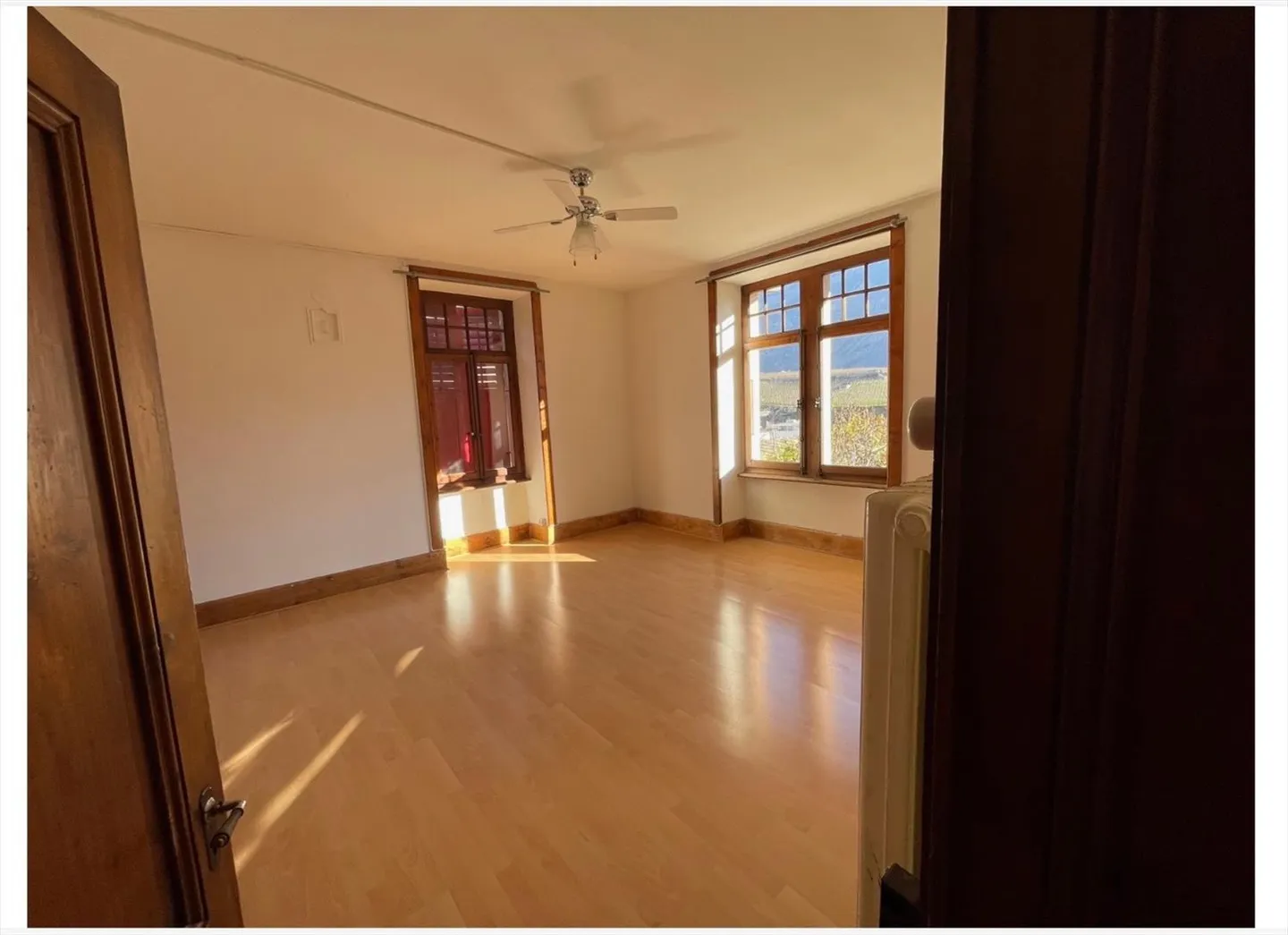 Helle 4-Zimmer-Wohnung in Sierre - Foto 8 von 10