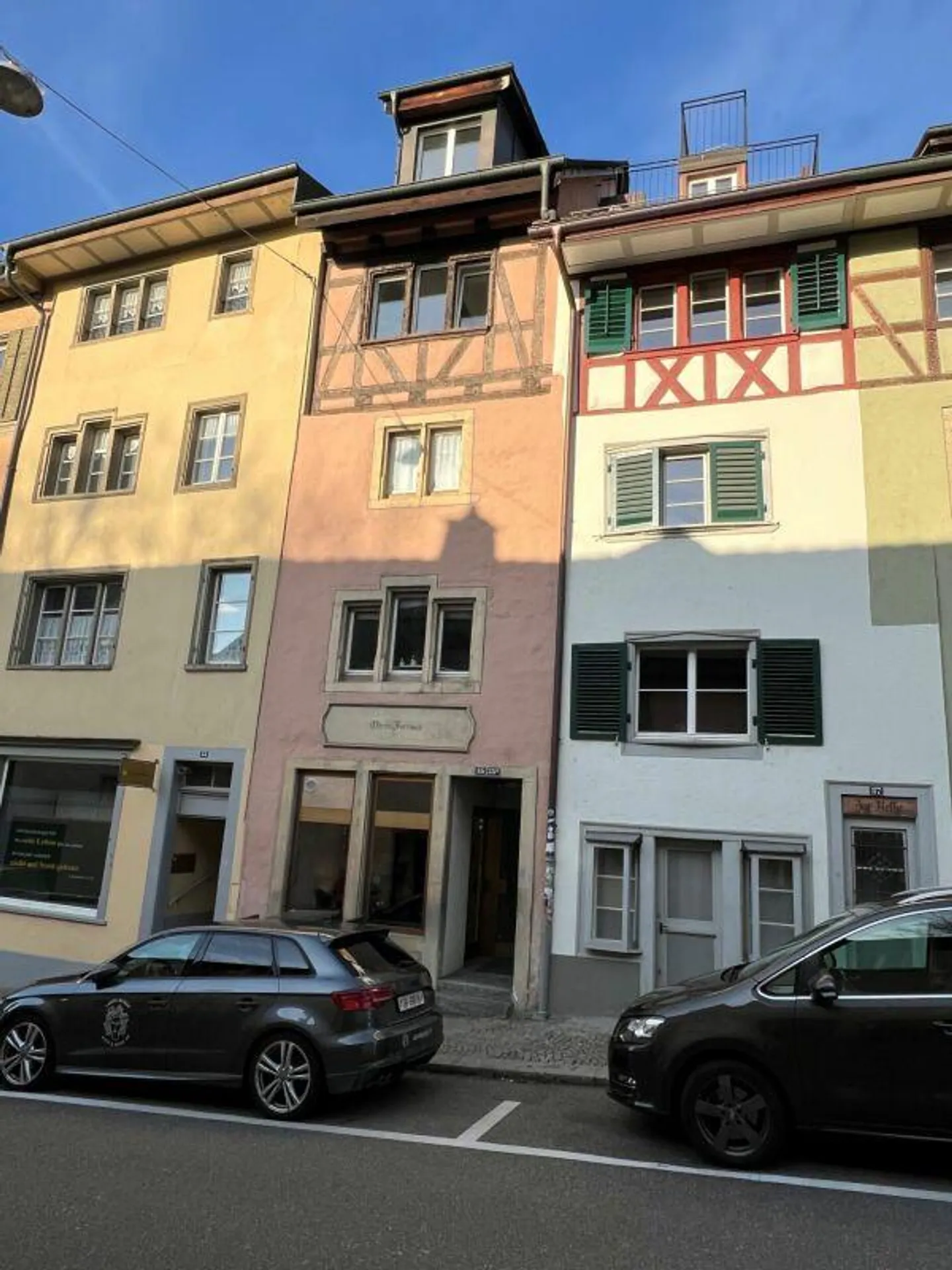 Versatile commercial space centrally located in Schaffhausen - Photo 1 of 2