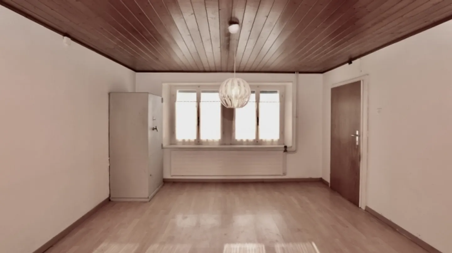 In vendita in campagna una semplice casa familiare da restaurare - Foto 6 di 15