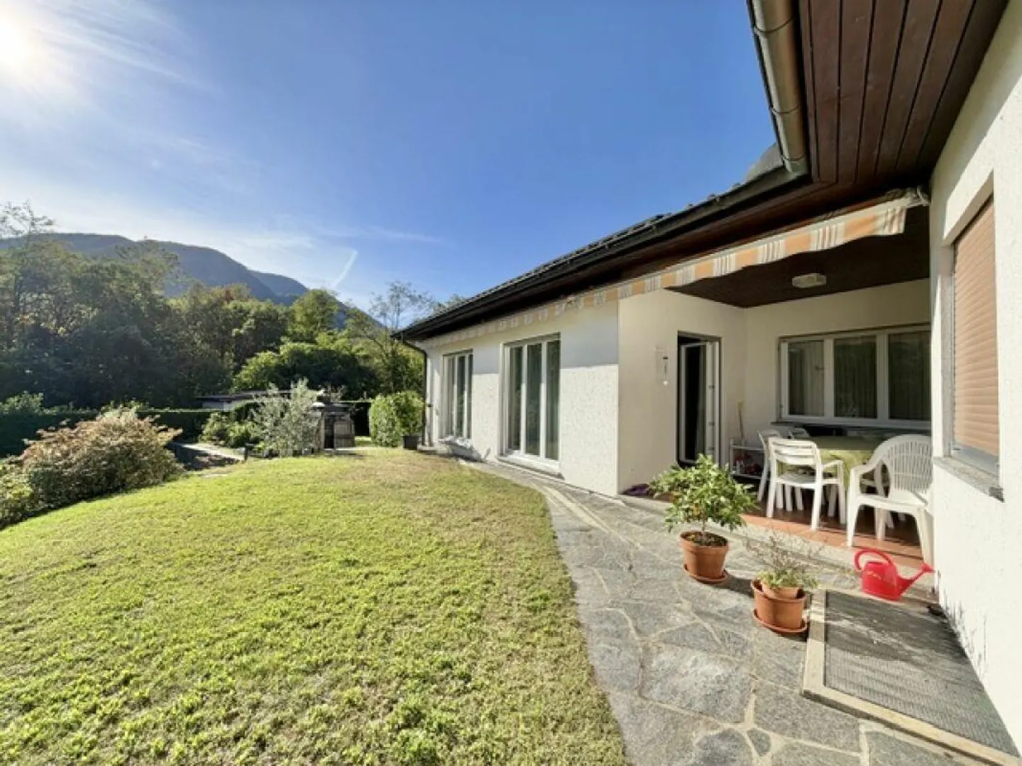 Charmantes Einfamilienhaus mit Garten - Foto 6 von 30