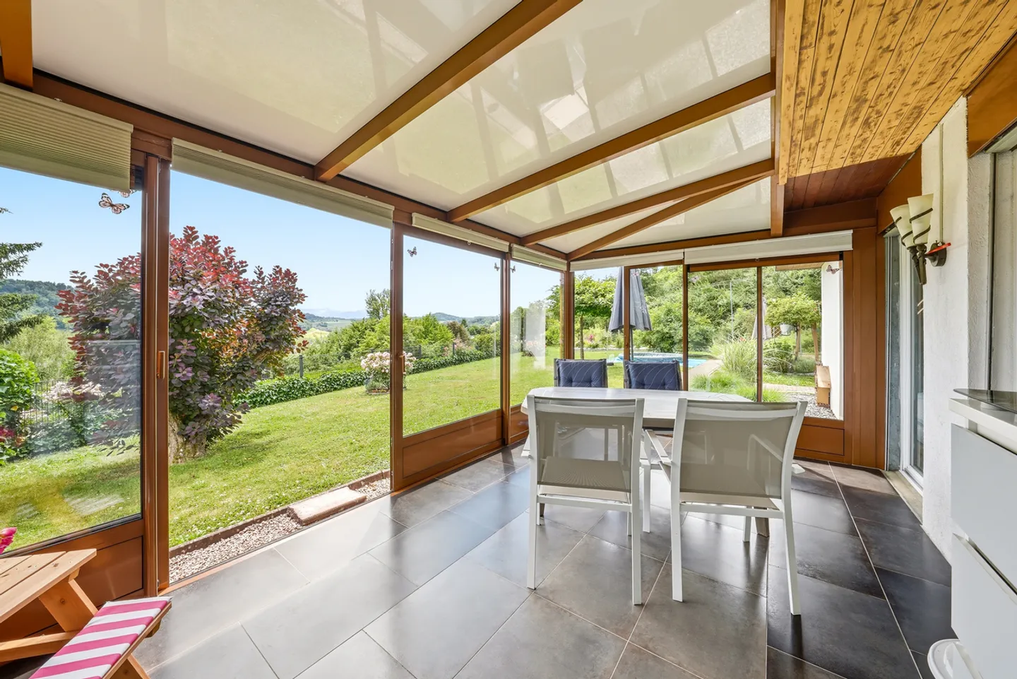 Stupenda villa familiare di 5,5 locali con grande giardino e vista libera - Foto 28 di 32