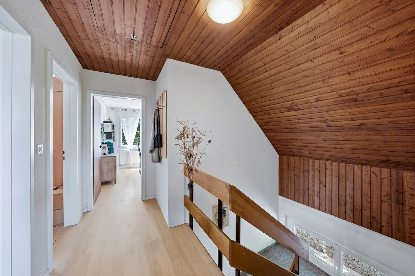 Stupenda villa familiare di 5,5 locali con grande giardino e vista libera - Foto 29 di 32