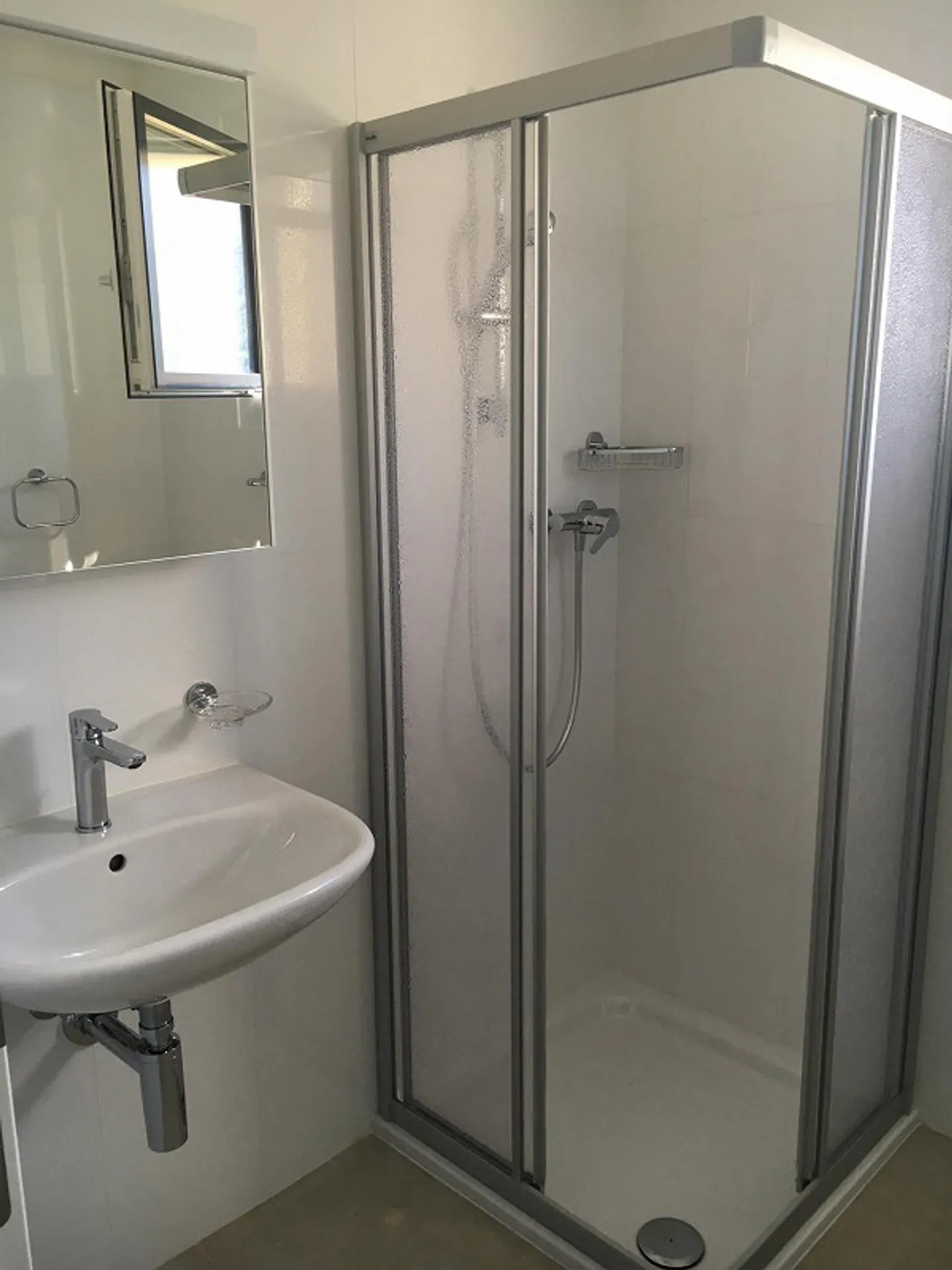 À louer appartement de 4,5 pièces à Giubiasco - Photo 3 sur 5