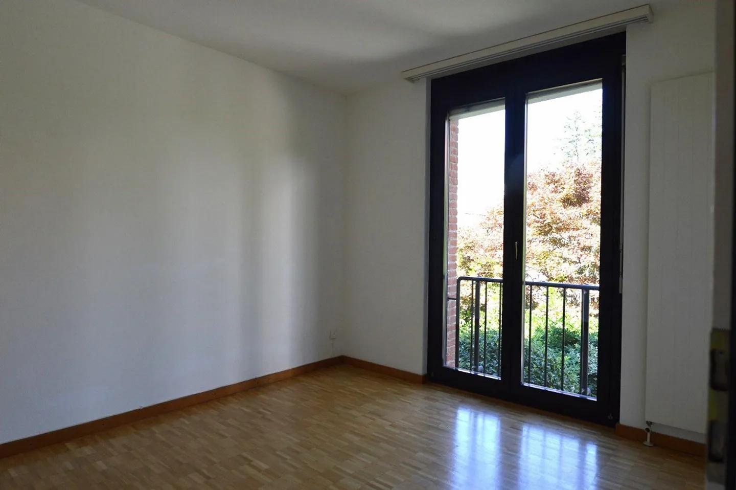 APPARTAMENTO 5.5 LOCALI CON TERRAZZA, IN ZONA TRANQUILLA NEL VERDE - Foto 9 di 13
