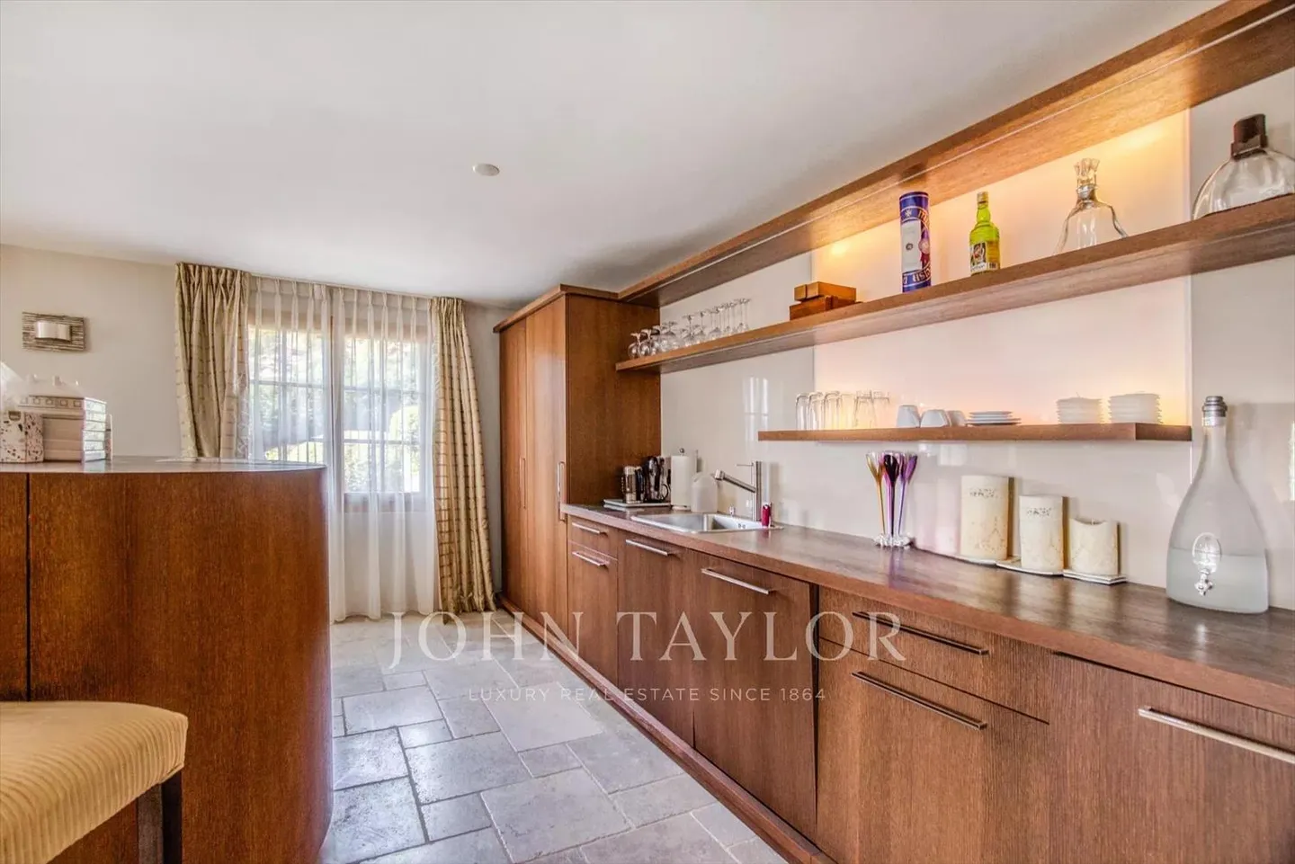CO-EXCLUSIF! Magnifique chalet familial avec vue panoramique sur la montagne - Photo 13 sur 13
